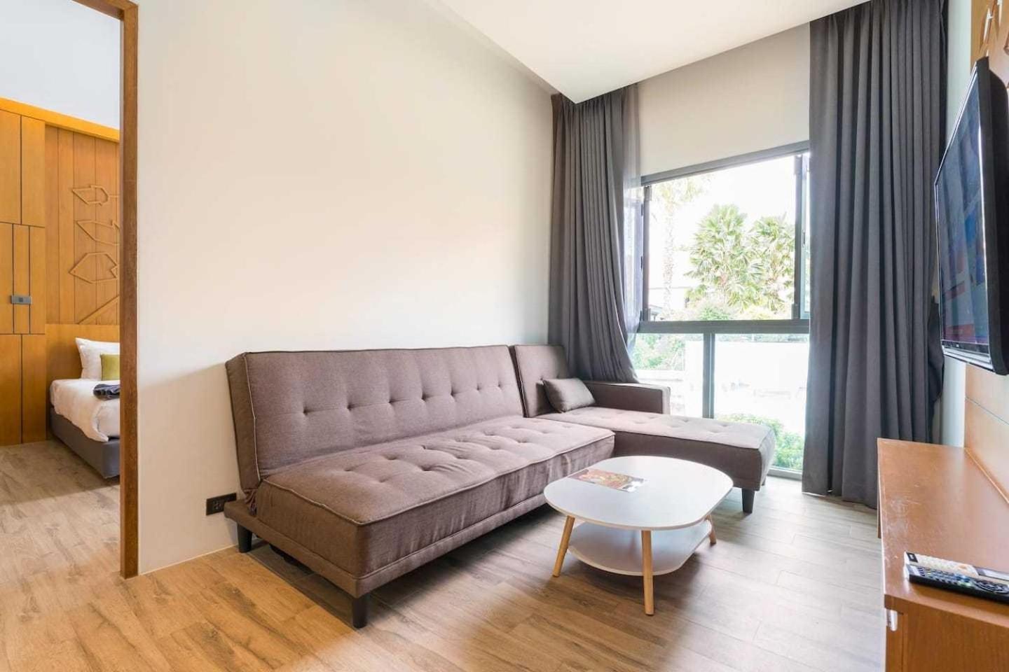 Hotel Tajh Pool 5*