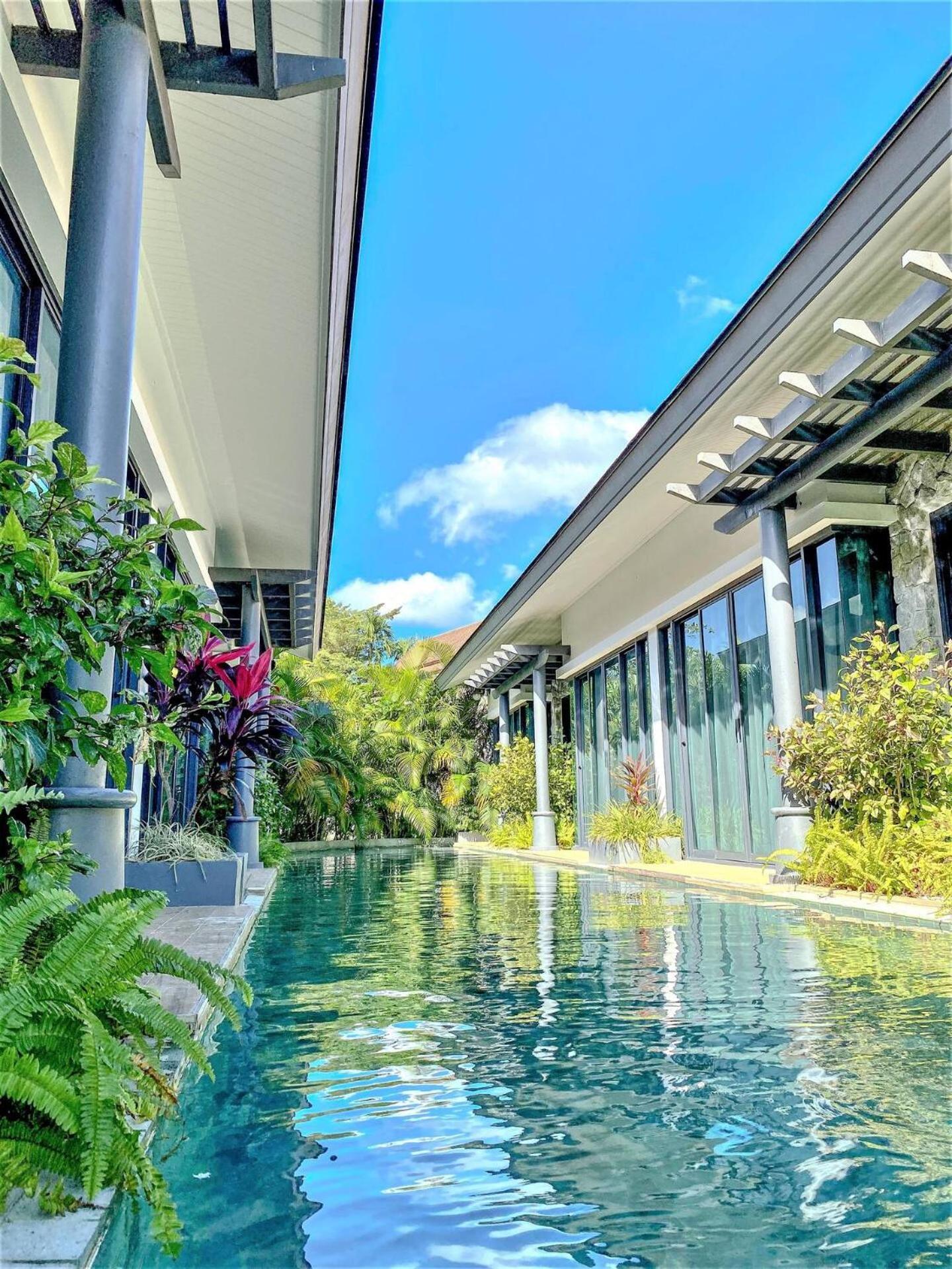 Tajh Pool Hotel 5*