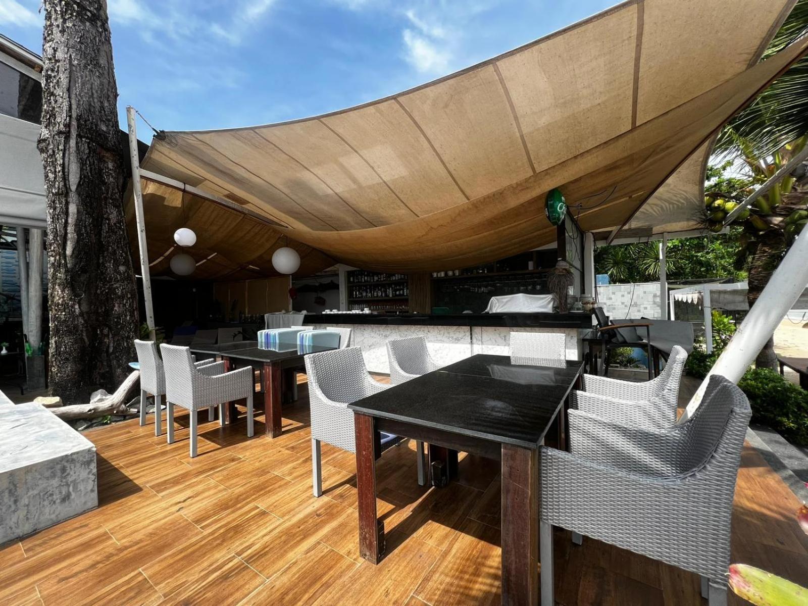 Resort The Nchantra Beachfront Phuket