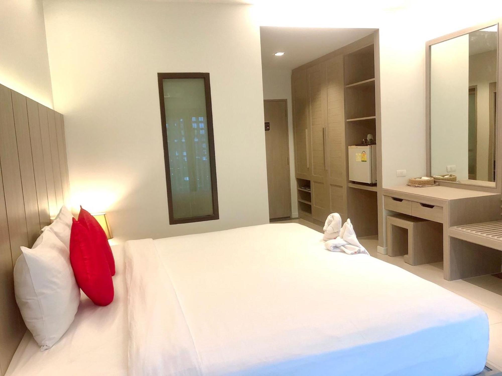 Hotel Phuketa - Sha Extra Phuket