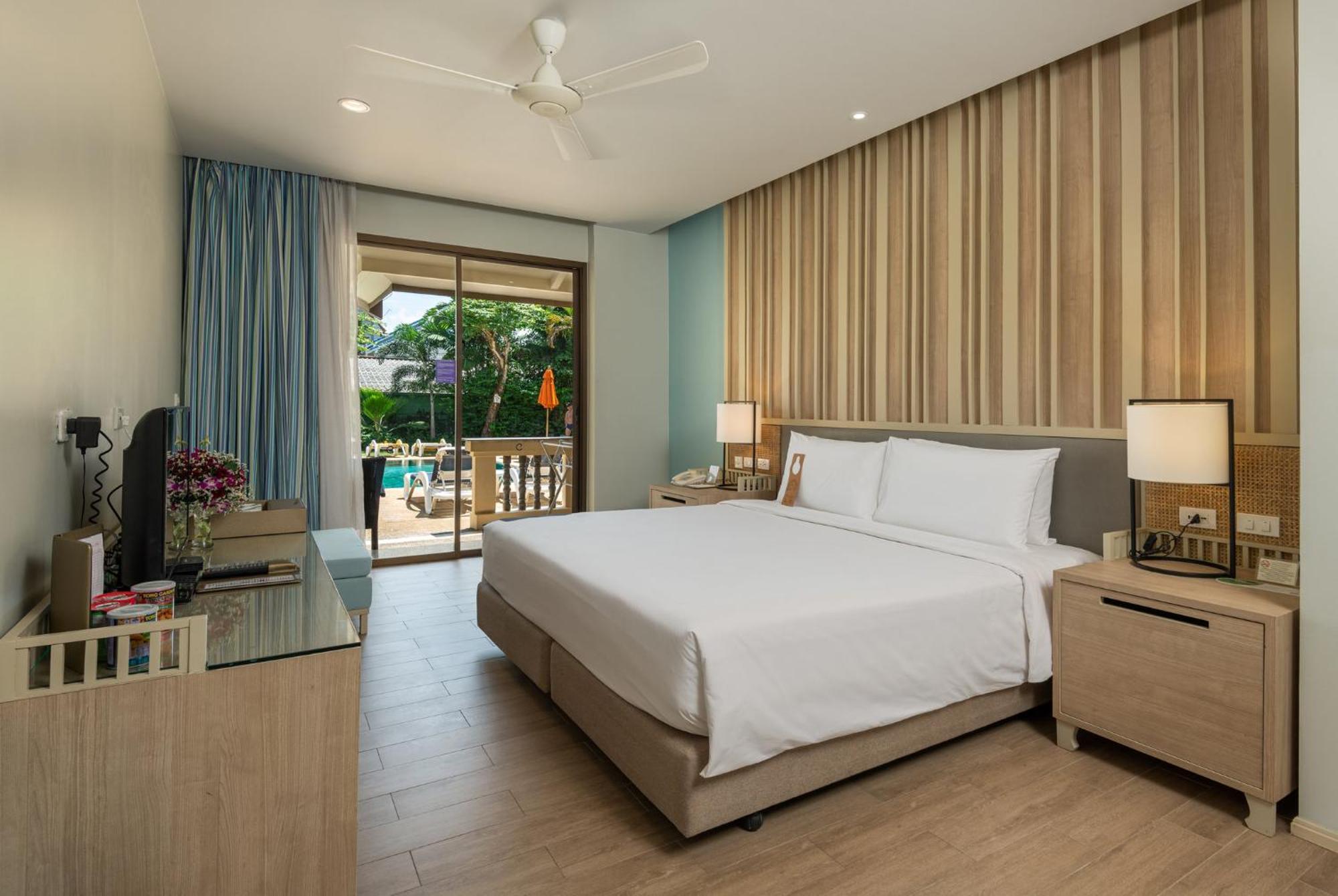 Centara Phuket Hotel 4*