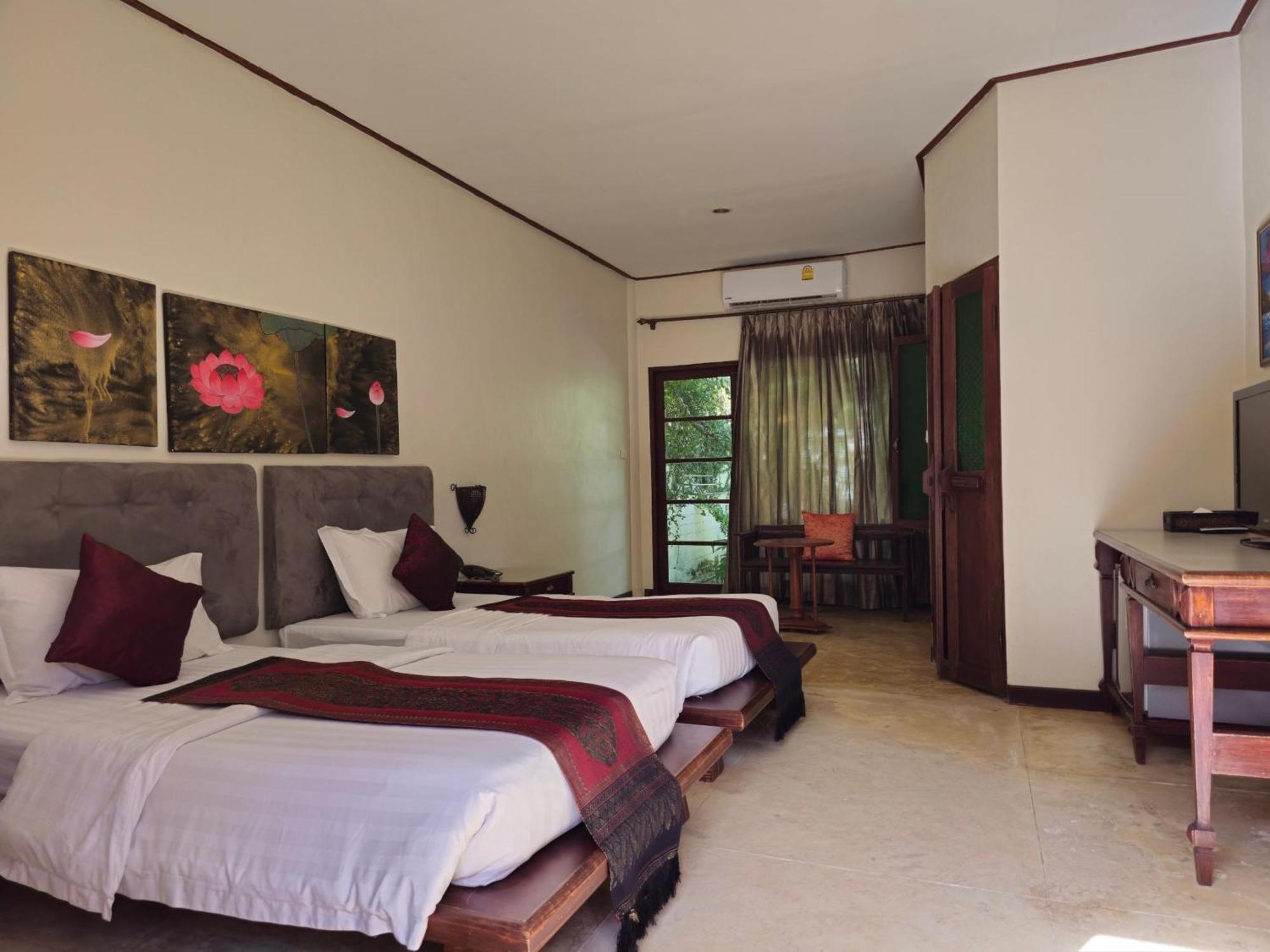 Baan Resort Cape Panwa