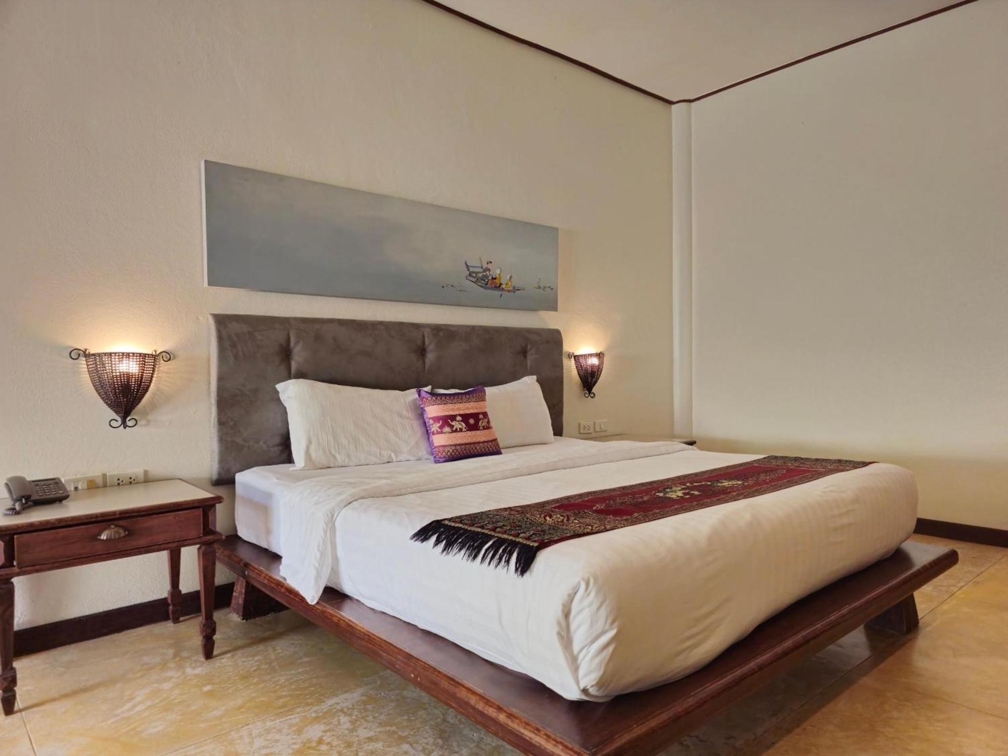 Resort Baan 4*
