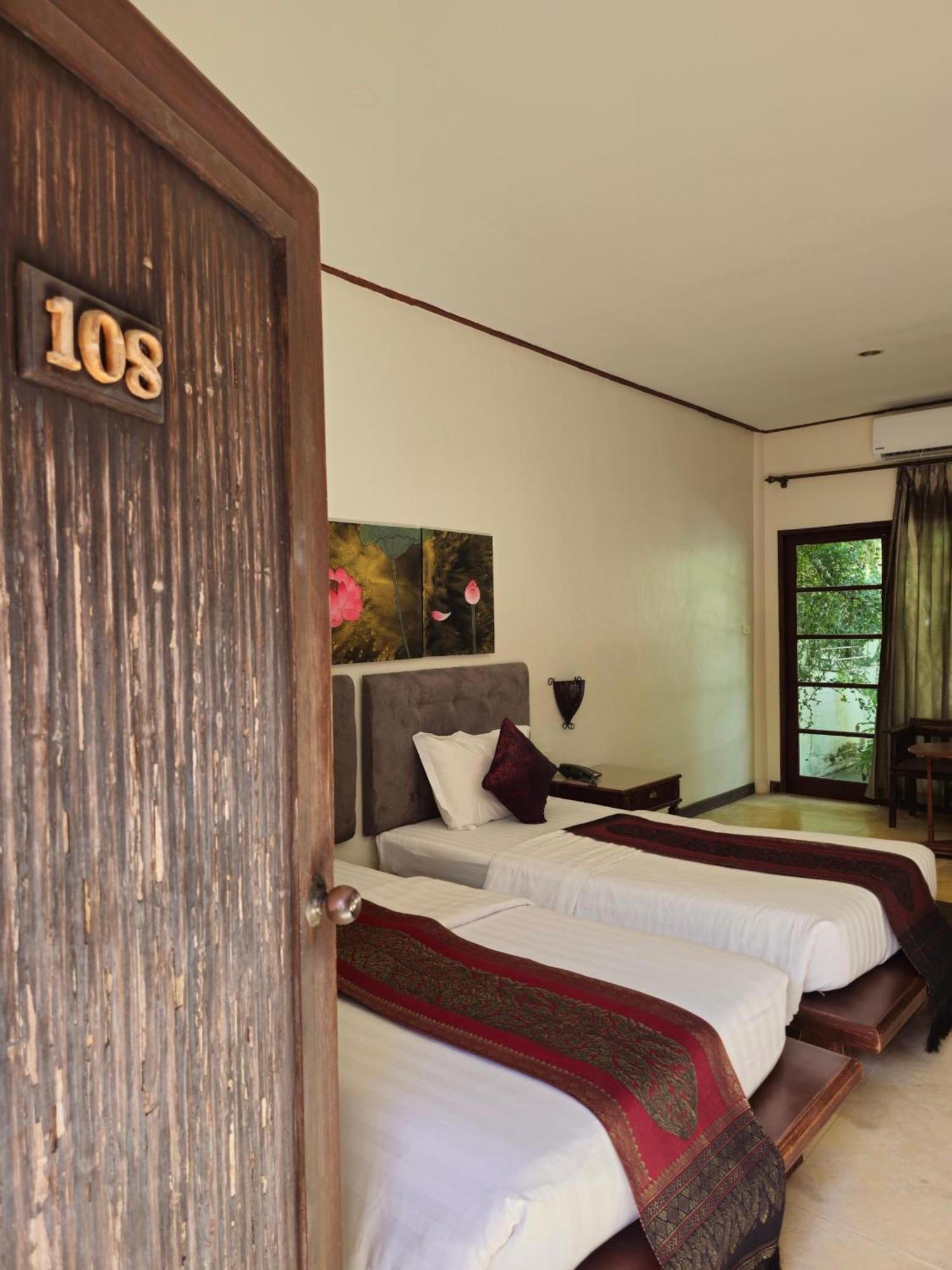 Baan Resort 4*