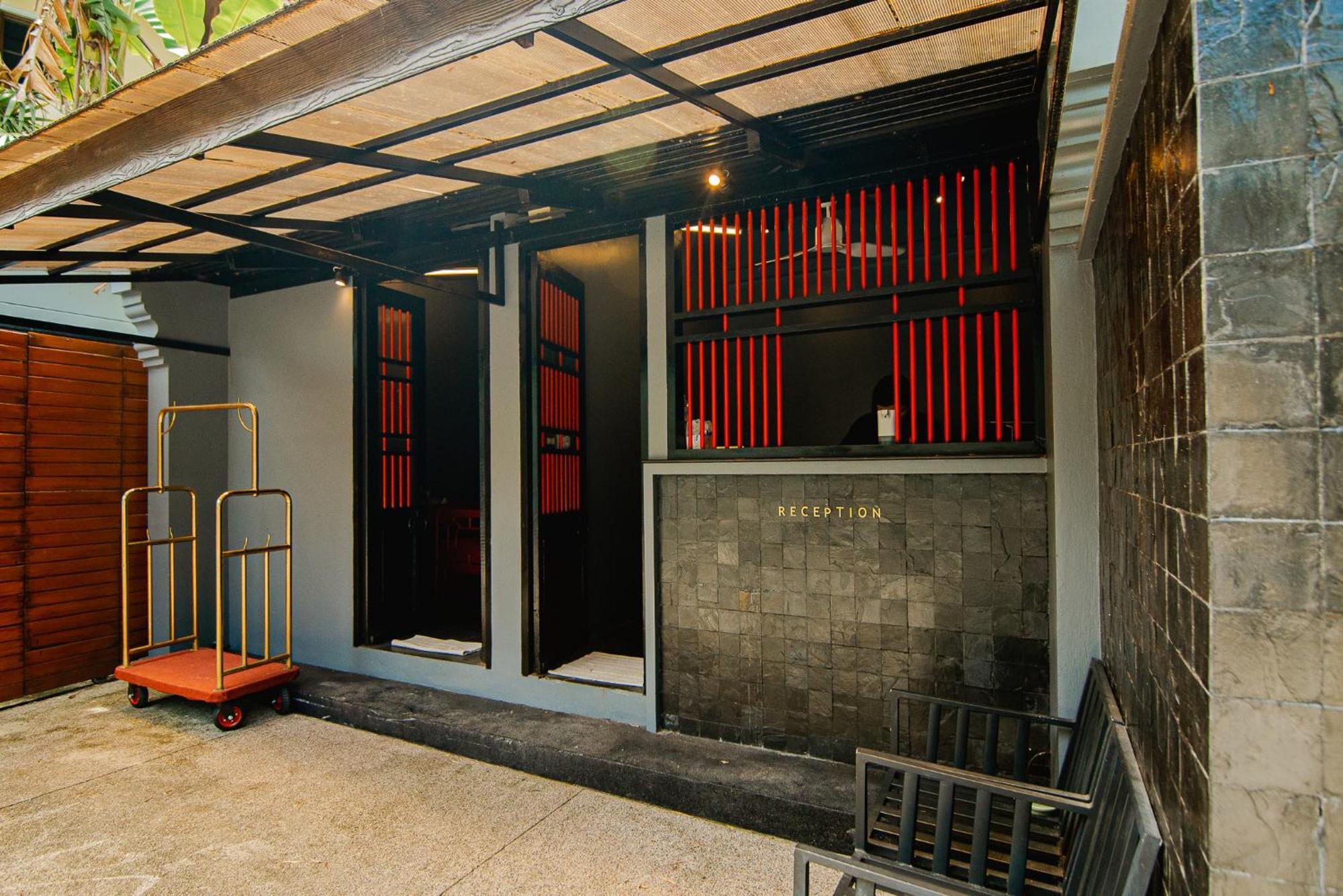 Resort The Bell Pool Phuket