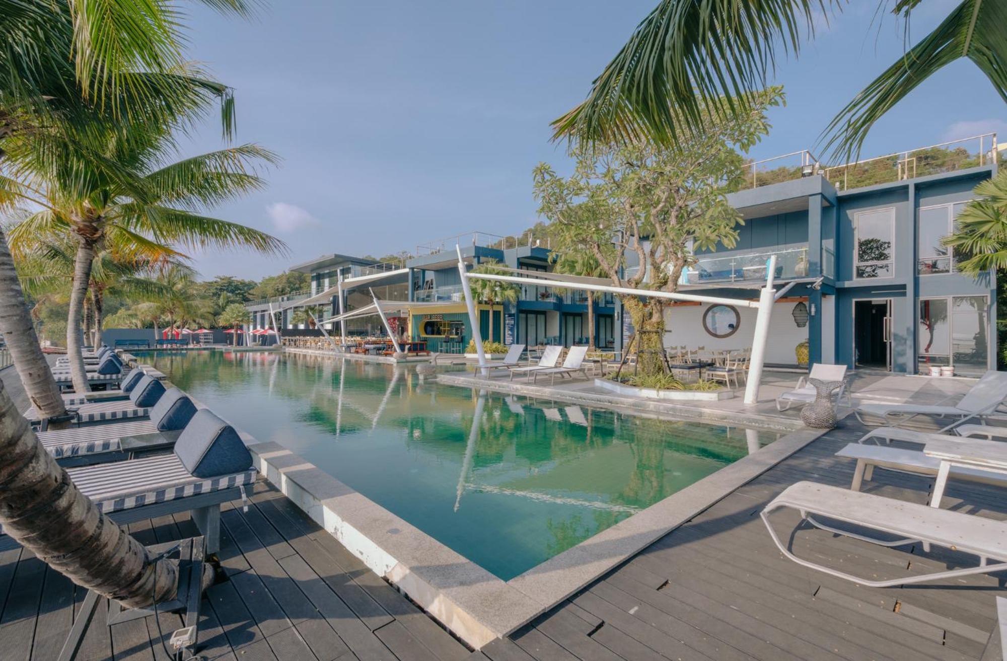 Hotel Tide Phuket Beachfront Phuket