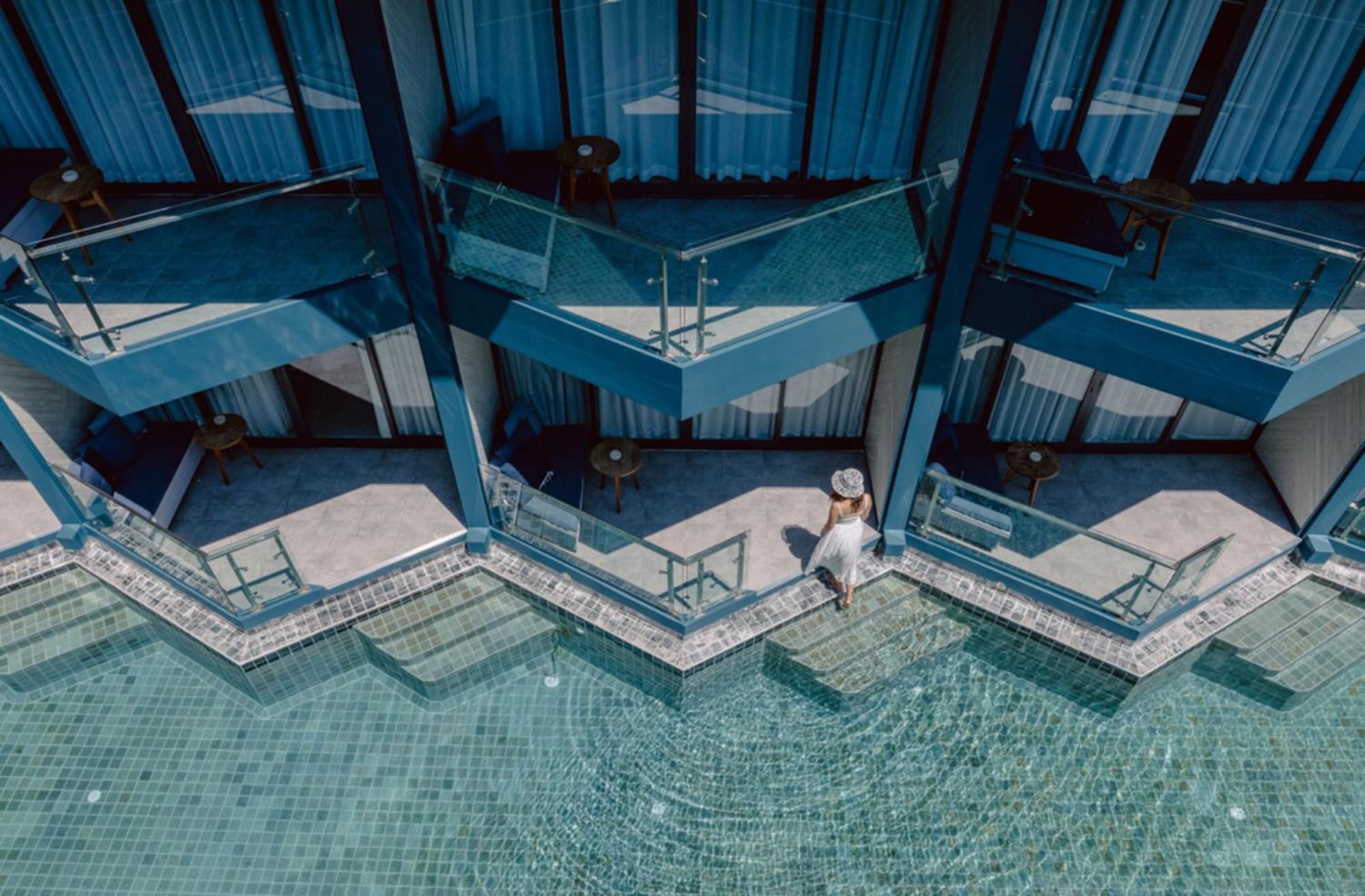 Hotel Tide Phuket Beachfront Hotel Phuket