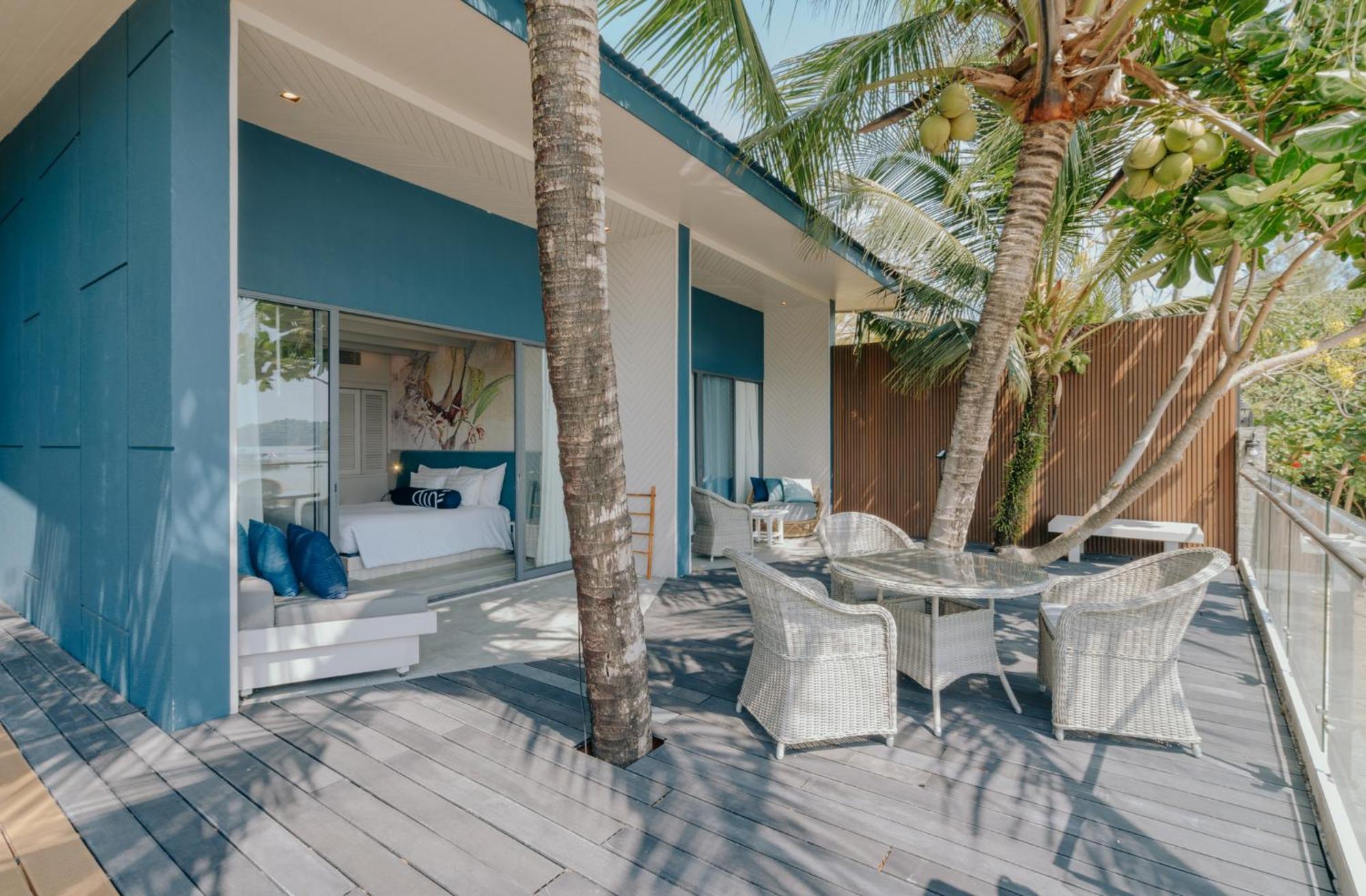 Hotel Tide Phuket Beachfront Hotel 5*