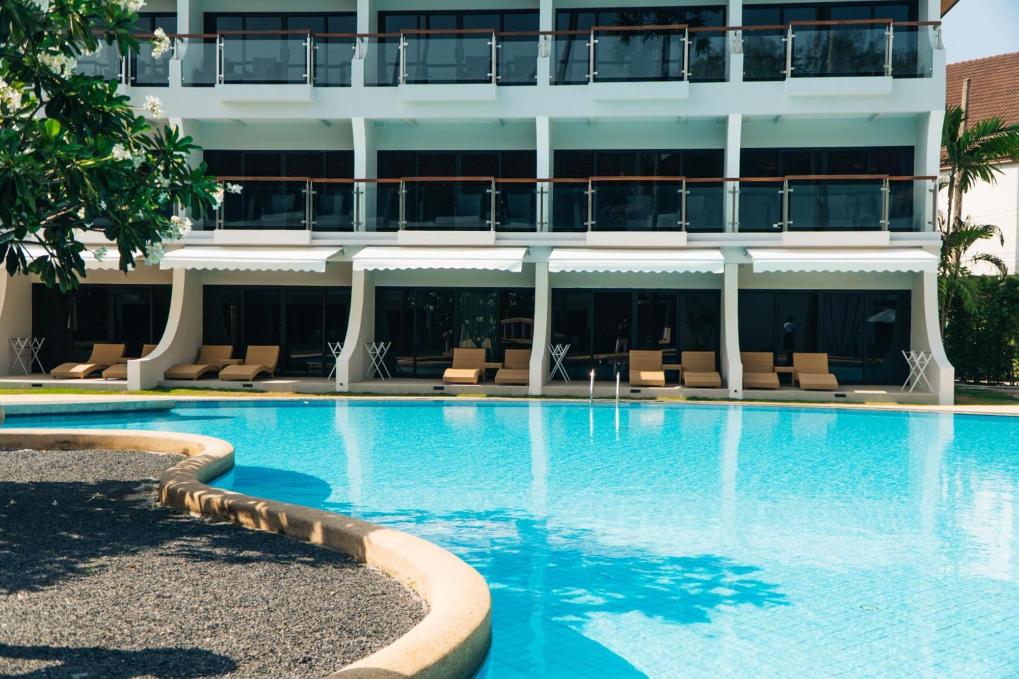 Amora Phuket Bang Tao Beach (Phuket)