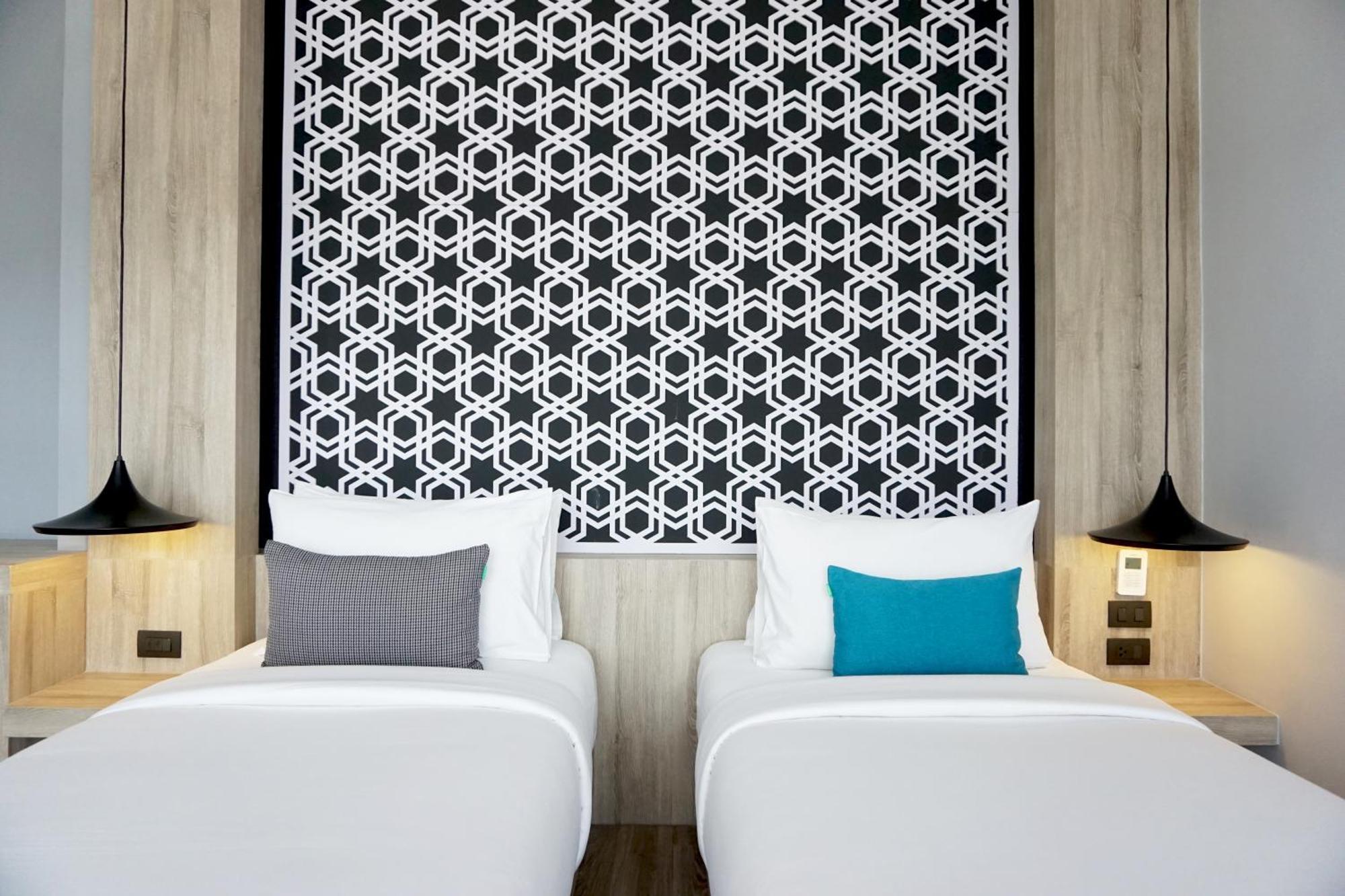 Resort The Chalong Sha Phuket