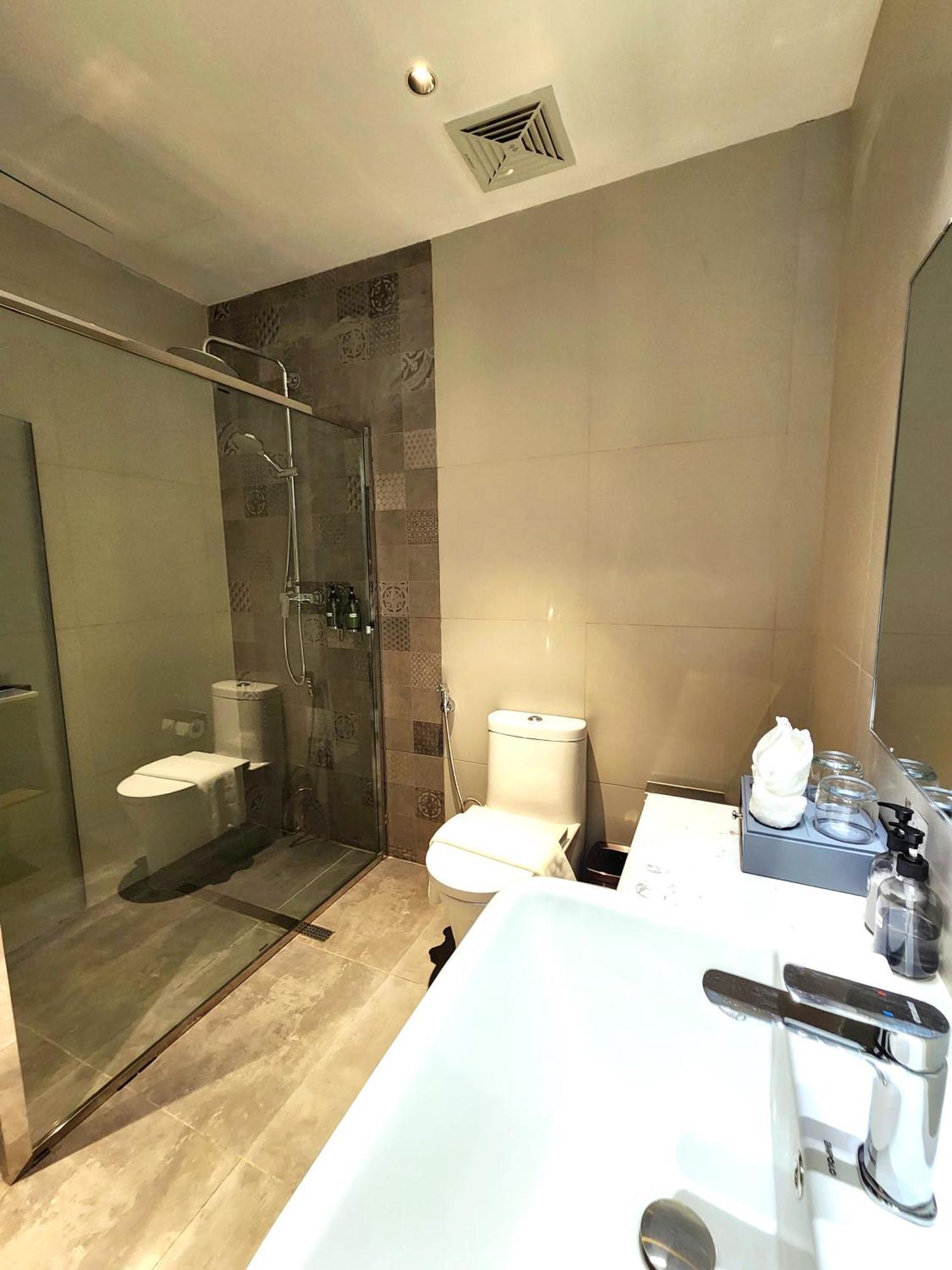 Amalthea Hotel 4*