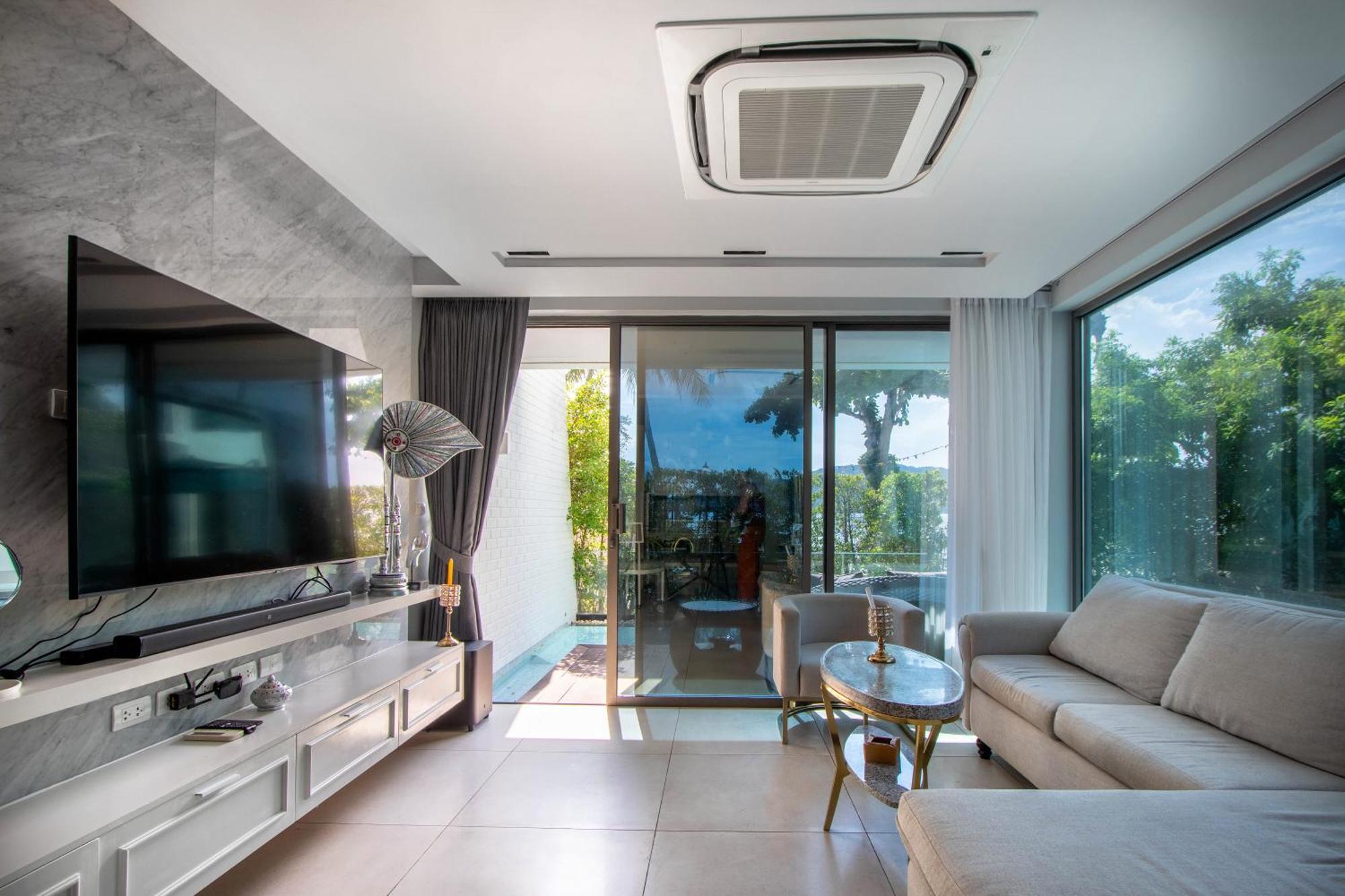 Villa 【beach Front】海景沙滩别墅，私人泳池，免费早餐，女佣每日清洁，生活方便交通便利