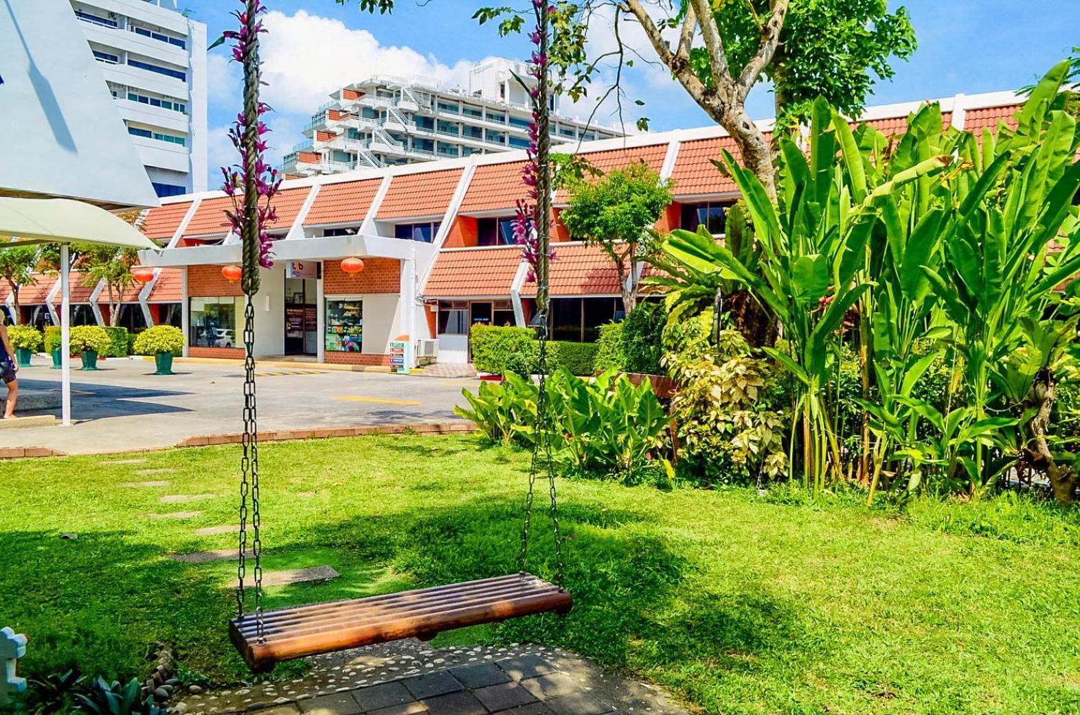 - Sha Extra Resort Patong