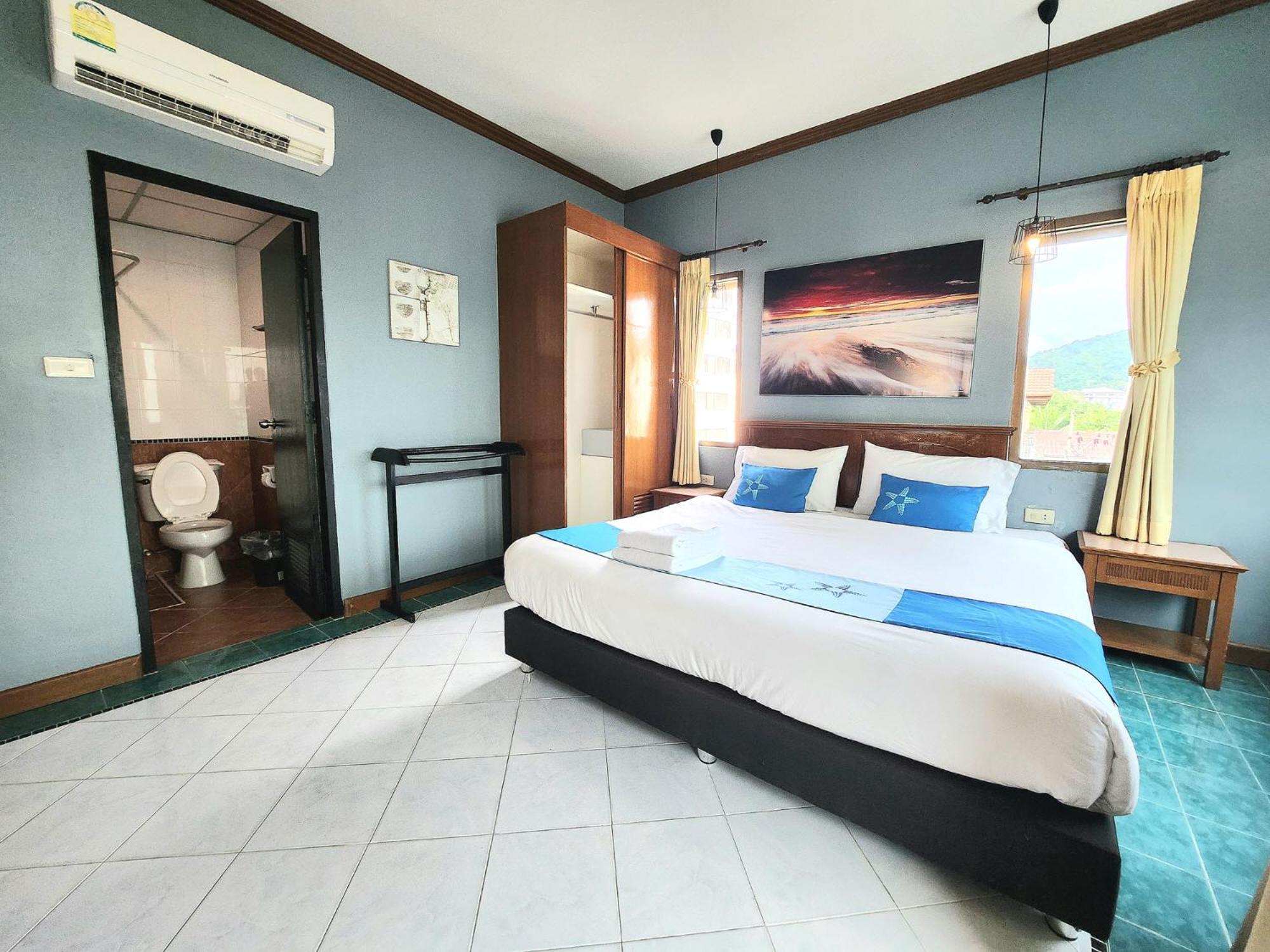 Sea Front - 3*