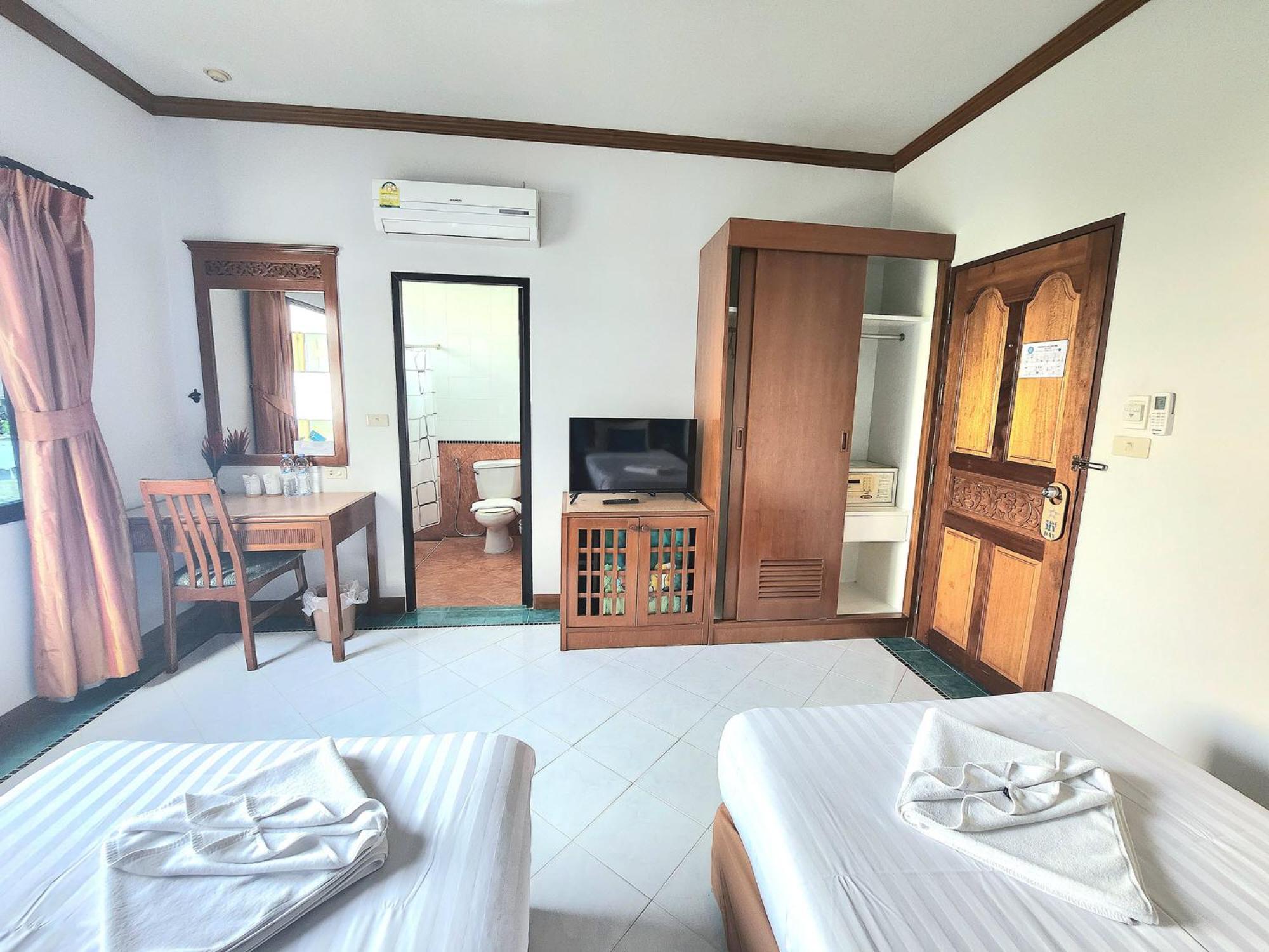 Sea Front - 3* Patong