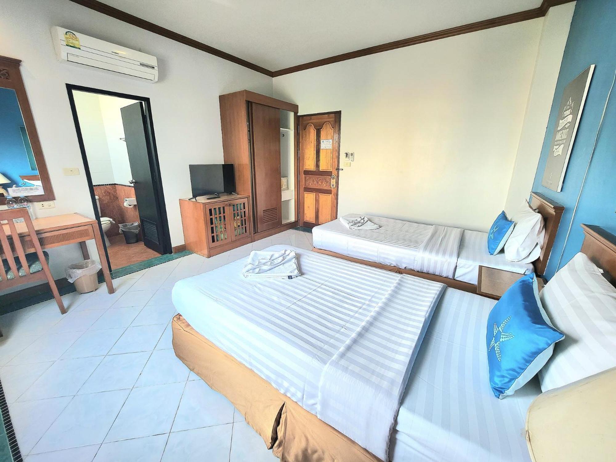 Sea Front - 3*