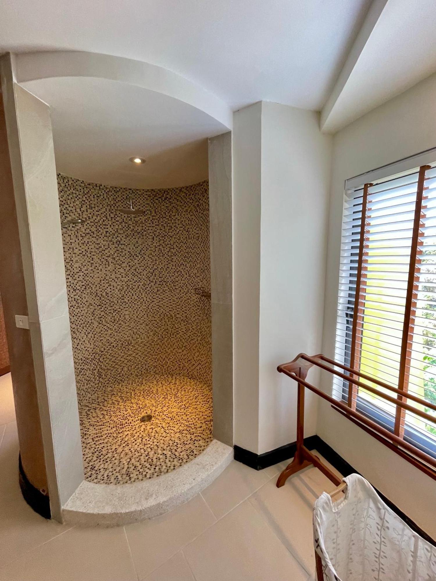 Sea View Sanctuary Apartment Kata Beach (Phuket)