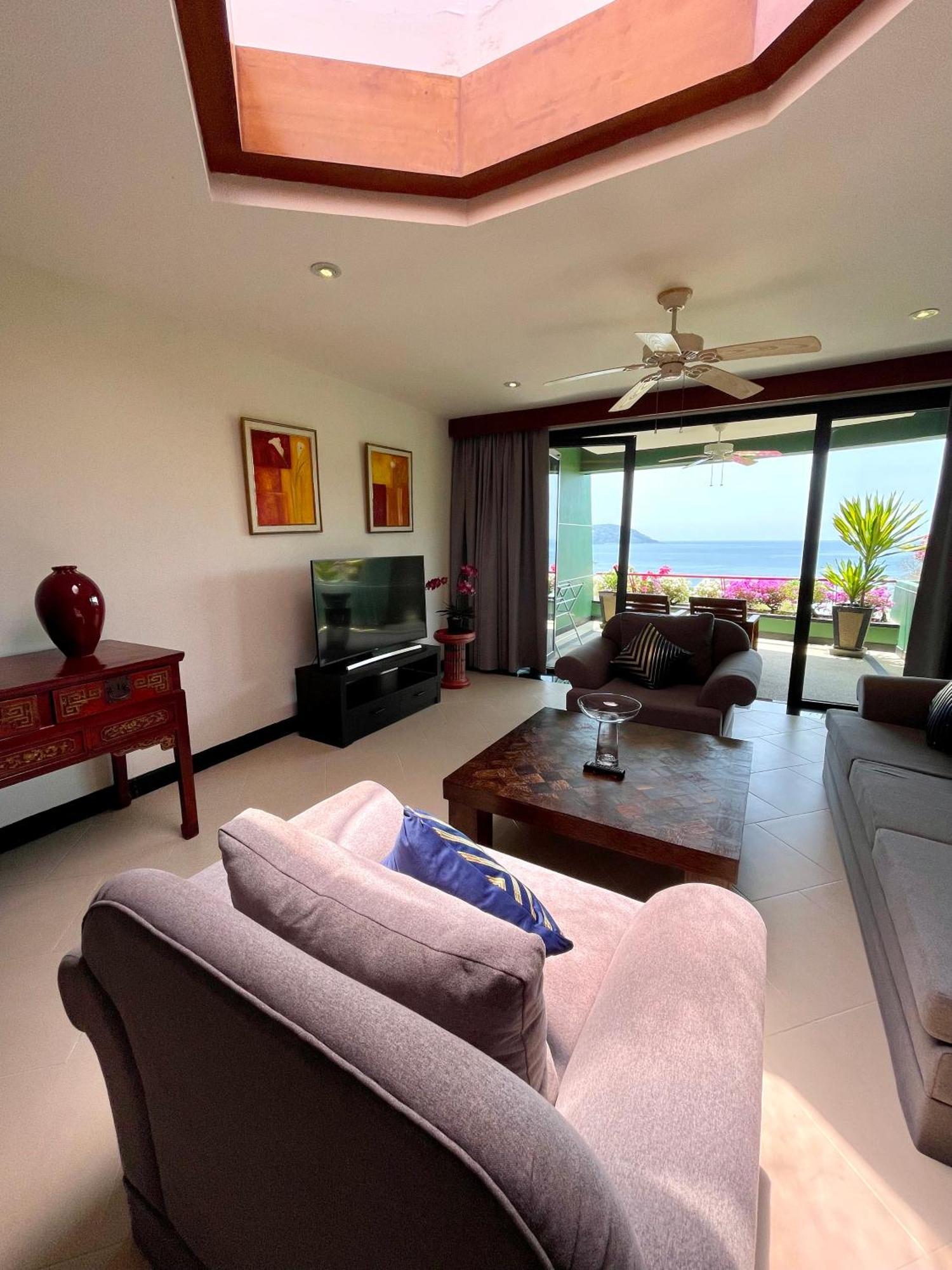 Apartment Sea View Sanctuary