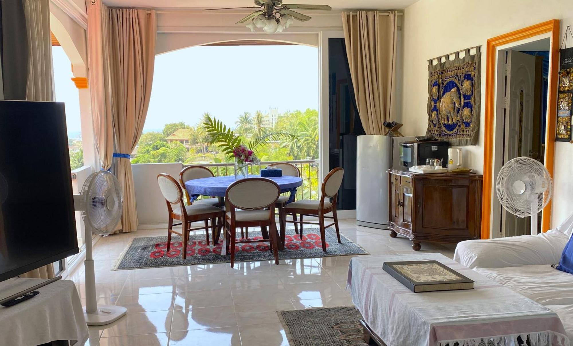 Villa Oasis &