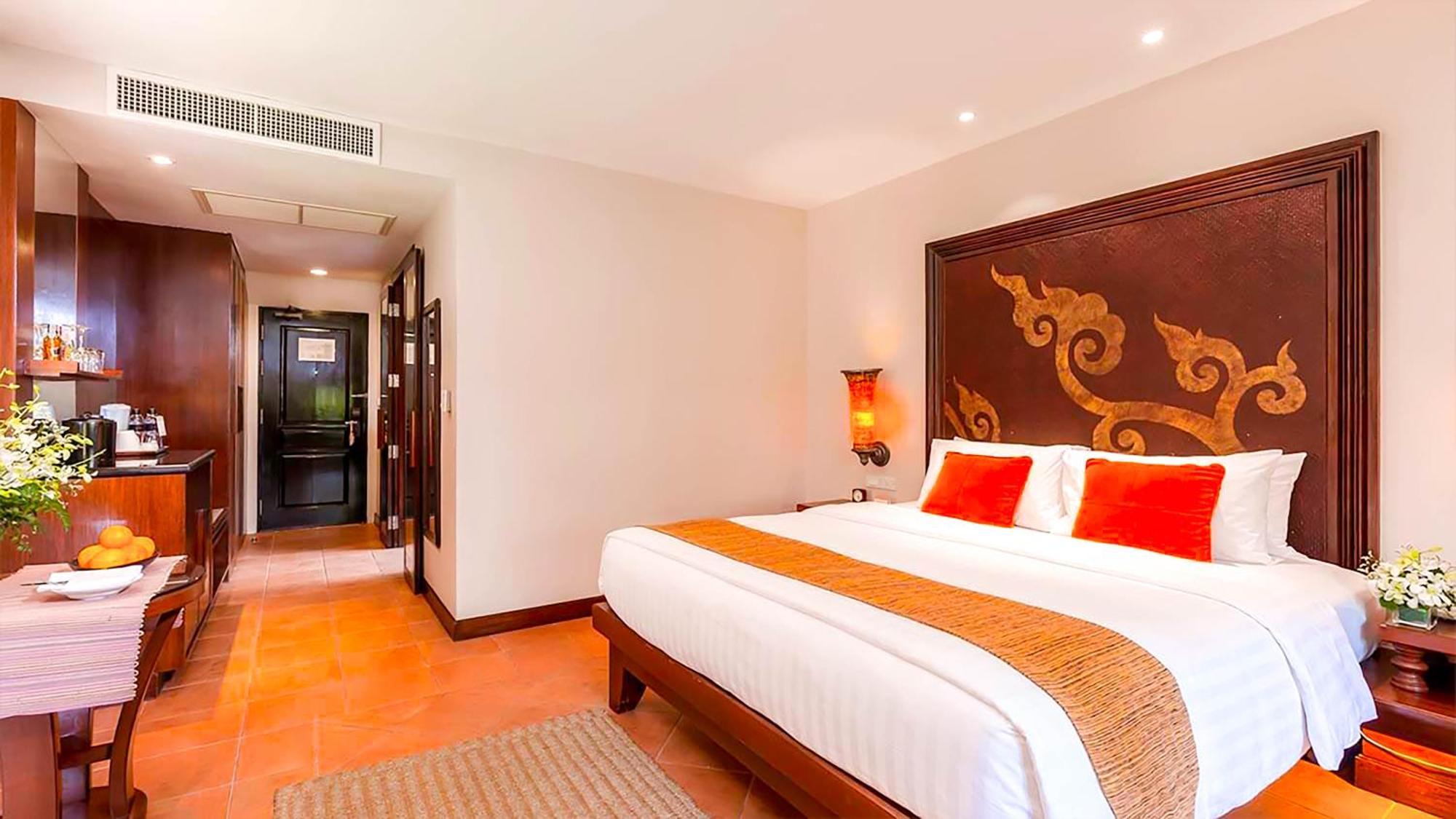 Resort Paradox Phuket 5*