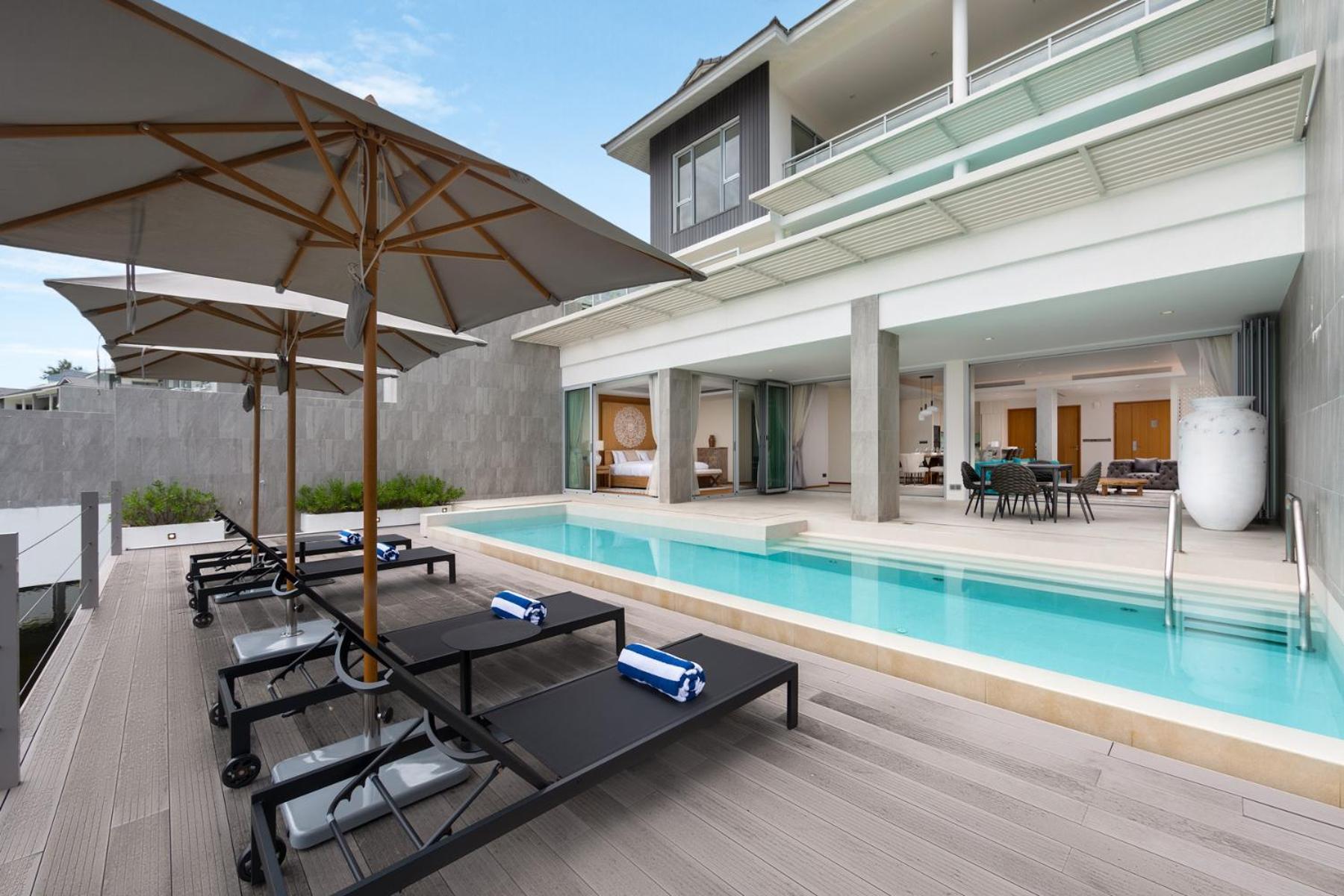 Beachfront Residences - Stunning Sea And View Apartamento