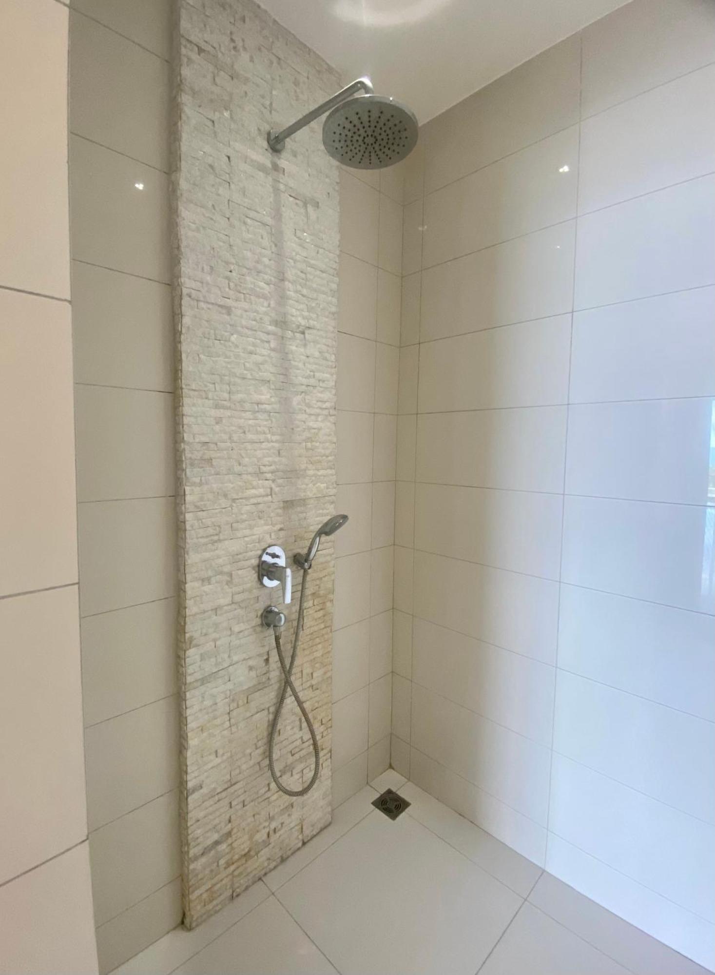 Apartment The View Luxury Karon *