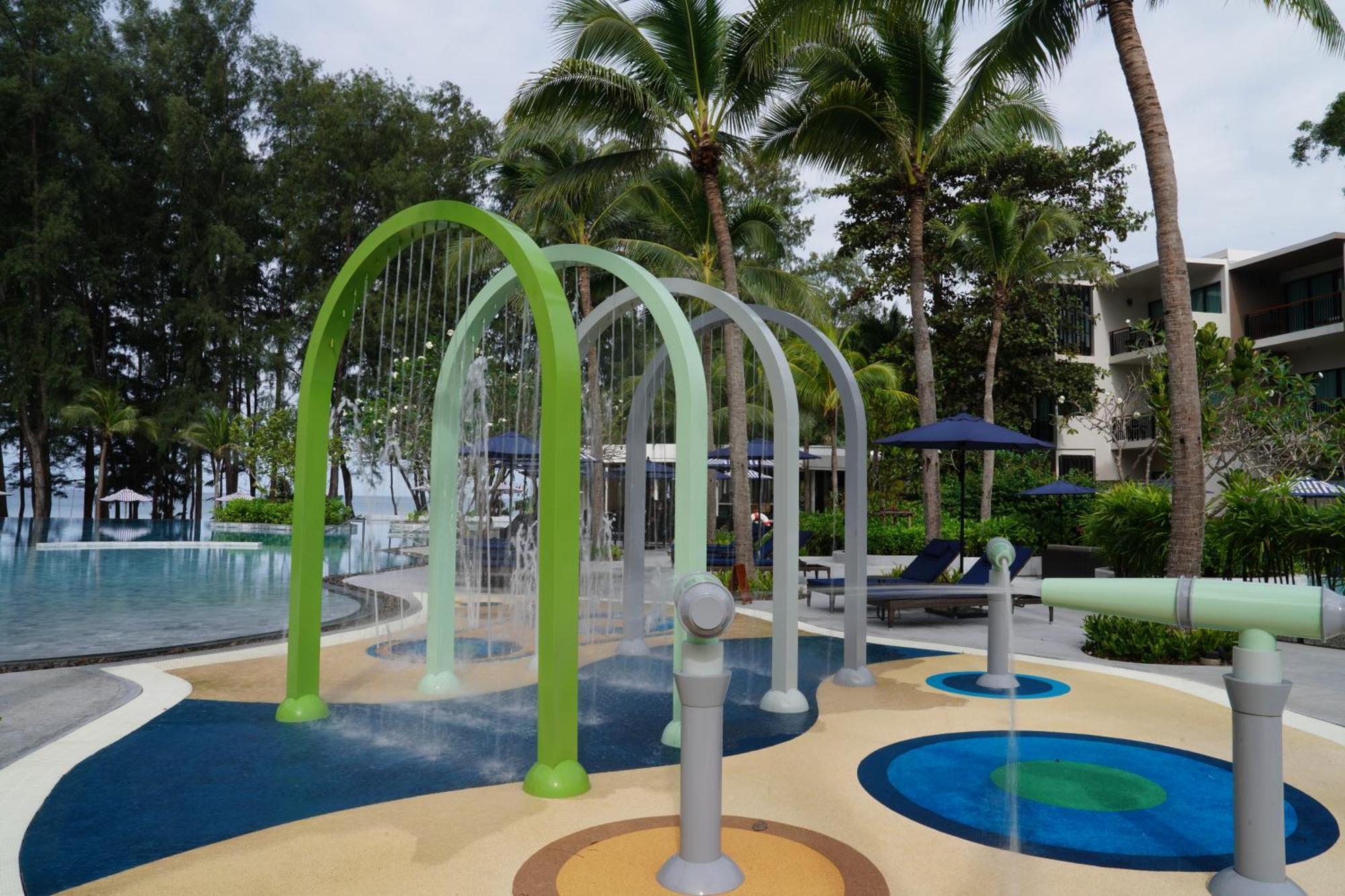 Le Meridien Phuket 5*
