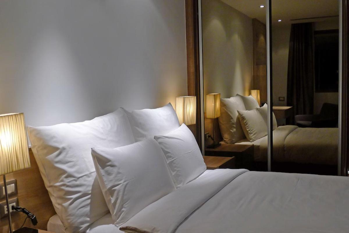 Resort The Nchantra Beachfront Phuket
