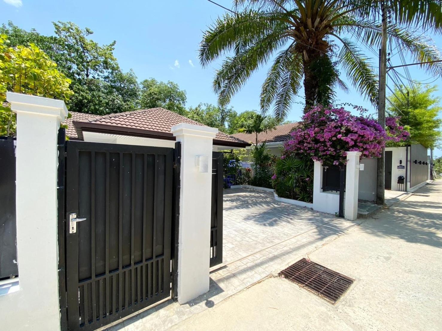 Phikun 4 Bedroom Private Pool Villa Chalong