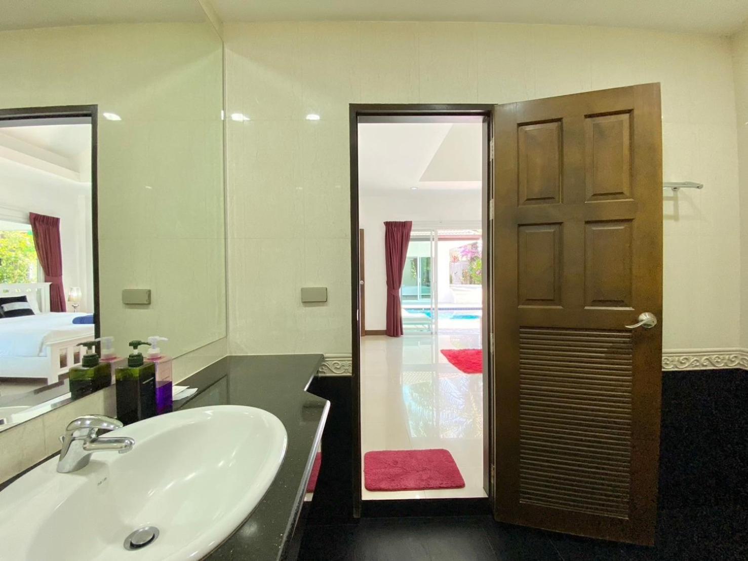 Phikun 4 Bedroom Private Pool Villa *