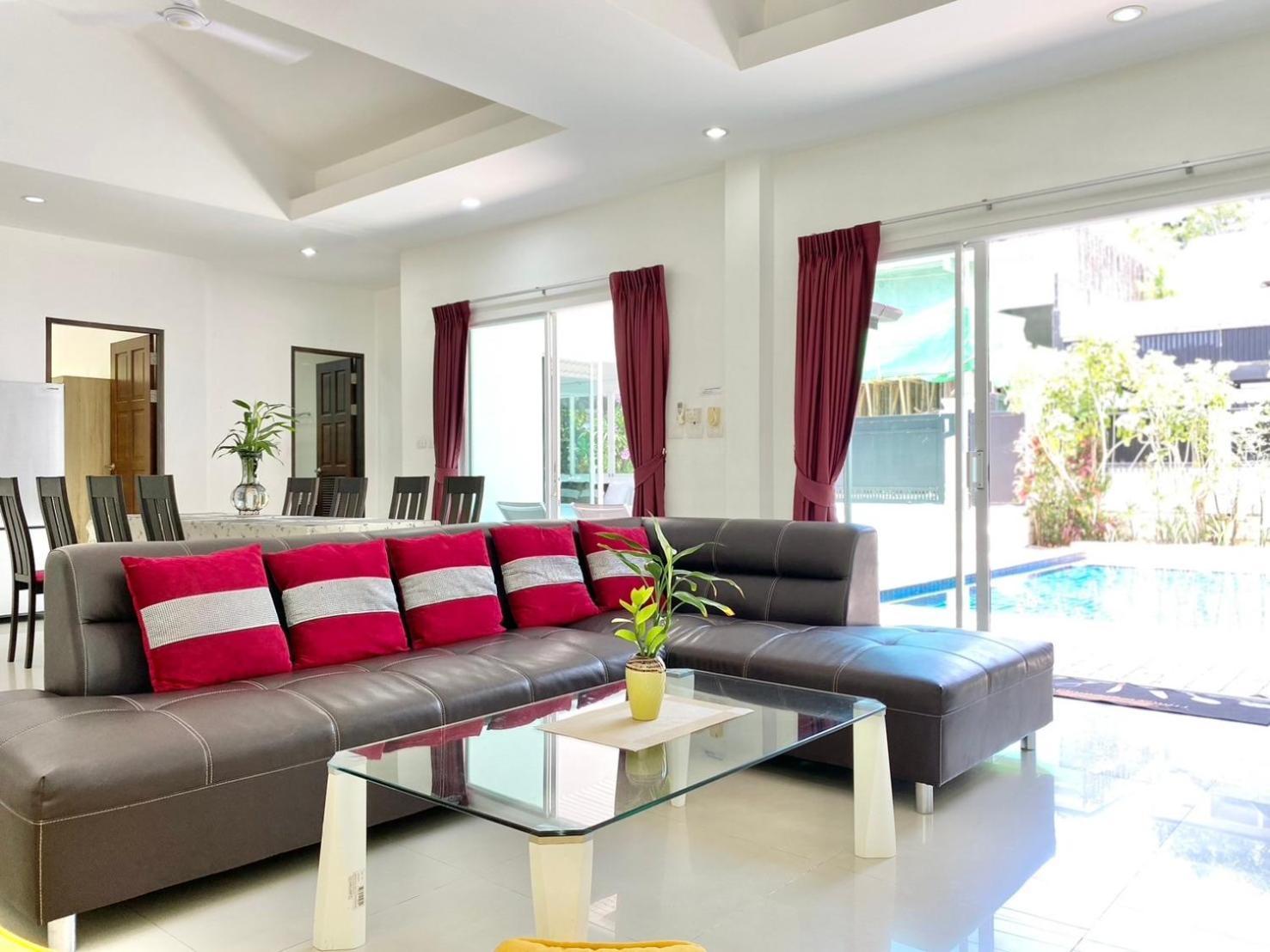 Villa Phikun 4 Bedroom Private Pool Chalong