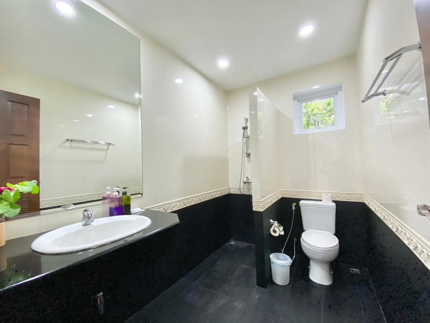 Phikun 4 Bedroom Private Pool * Chalong