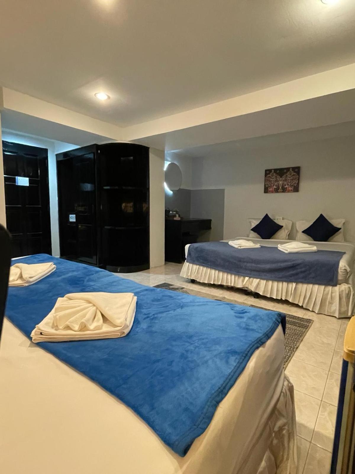 Bh Baan Paradise Hotel