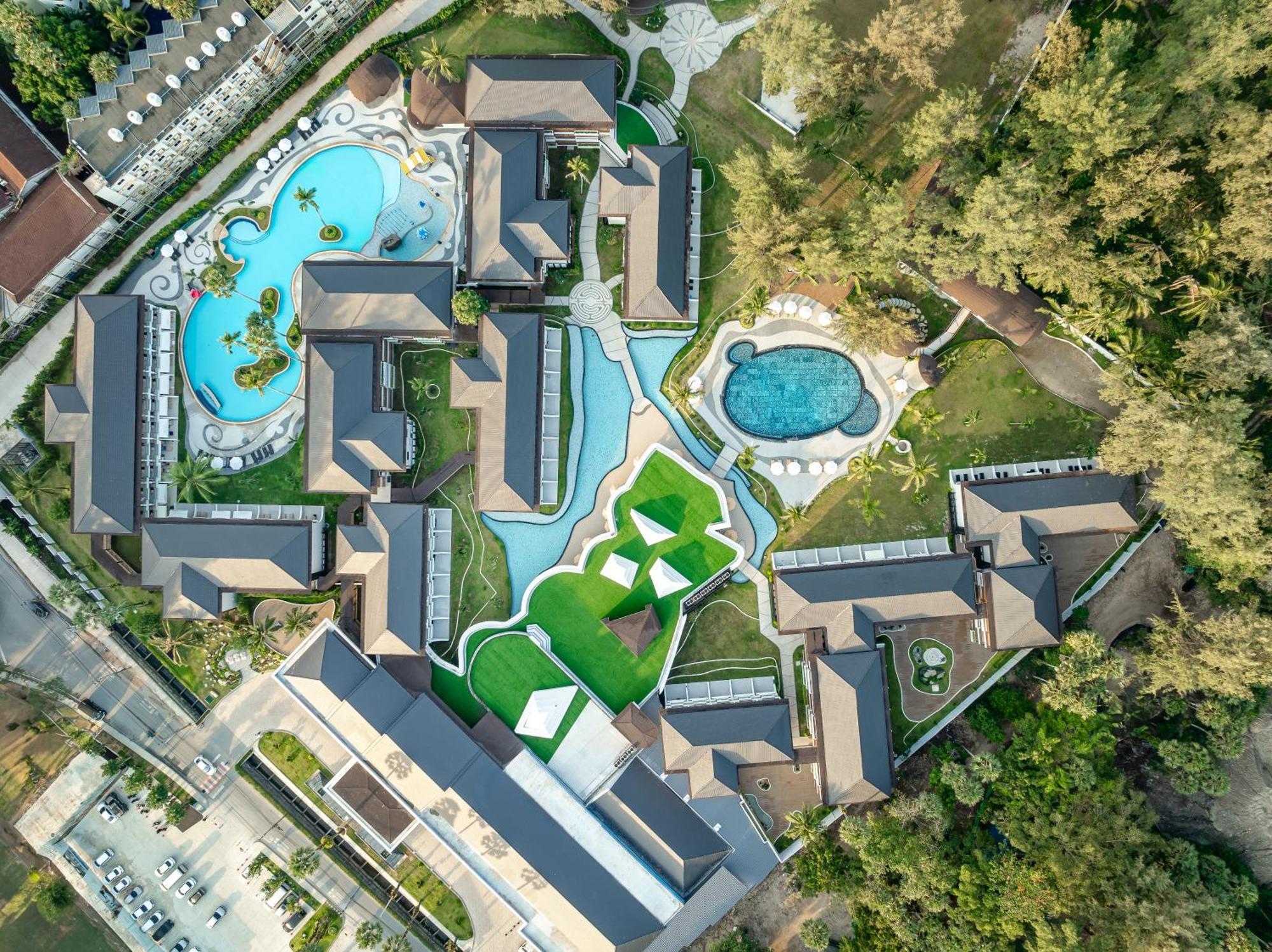 Amora Phuket
