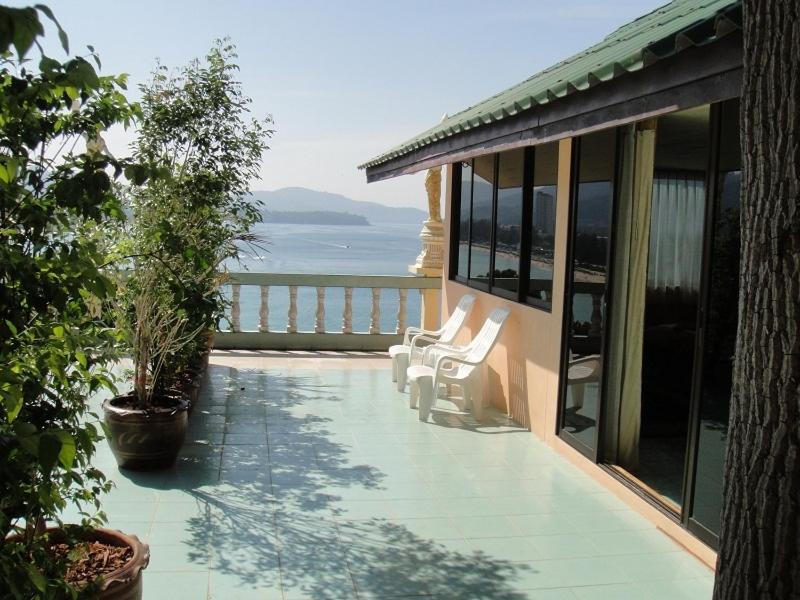 Resort Baan Hill Phuket Karon