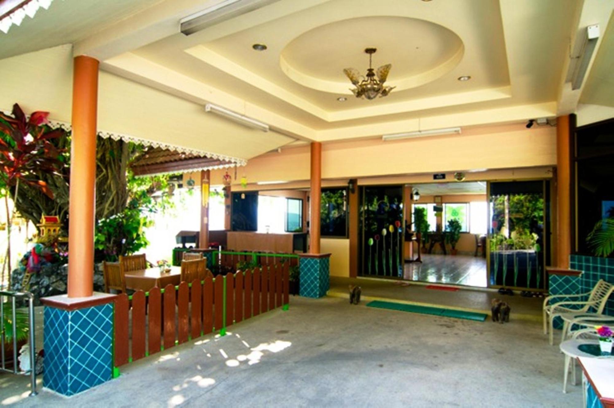 Baan Hill Phuket Karon