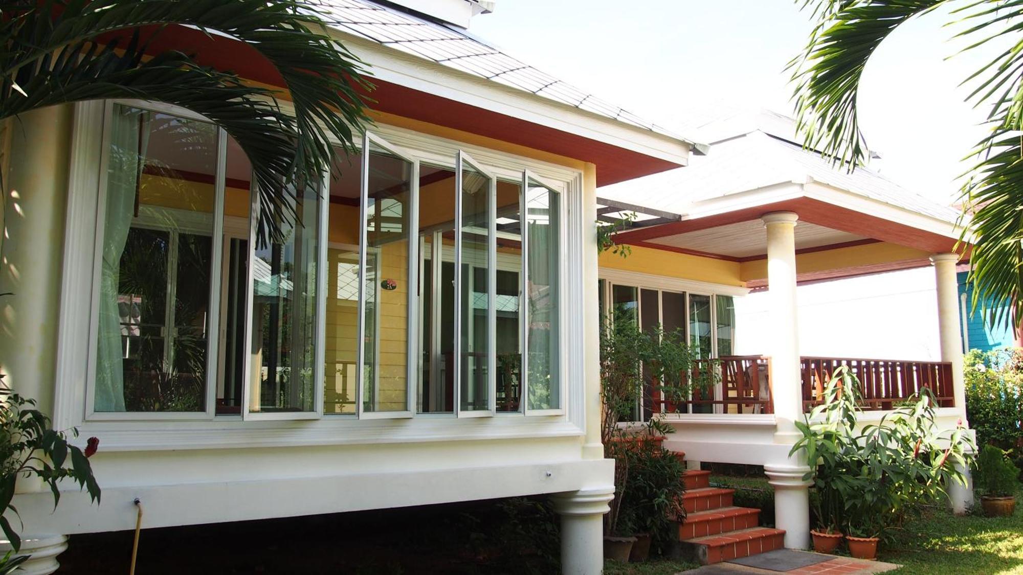 Holiday home Lemon House *