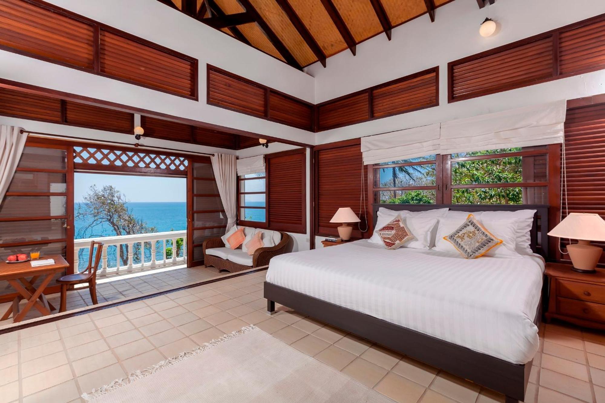 Baan Khunying - Secluded Phuket Beachfront Villa *