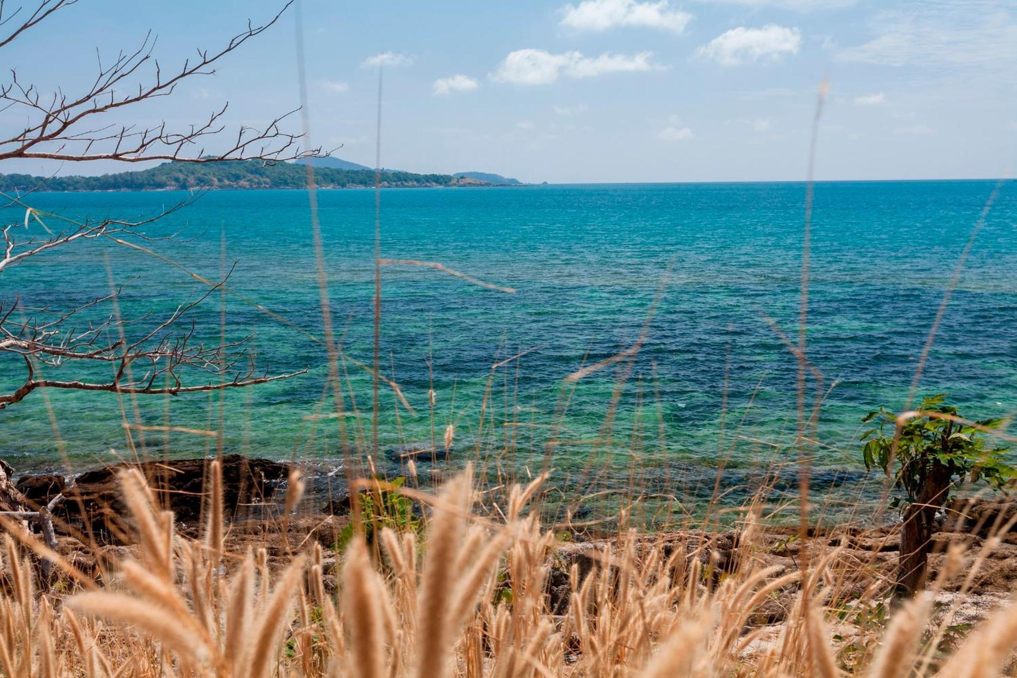 Baan Khunying - Secluded Phuket Beachfront Villa * Rawai