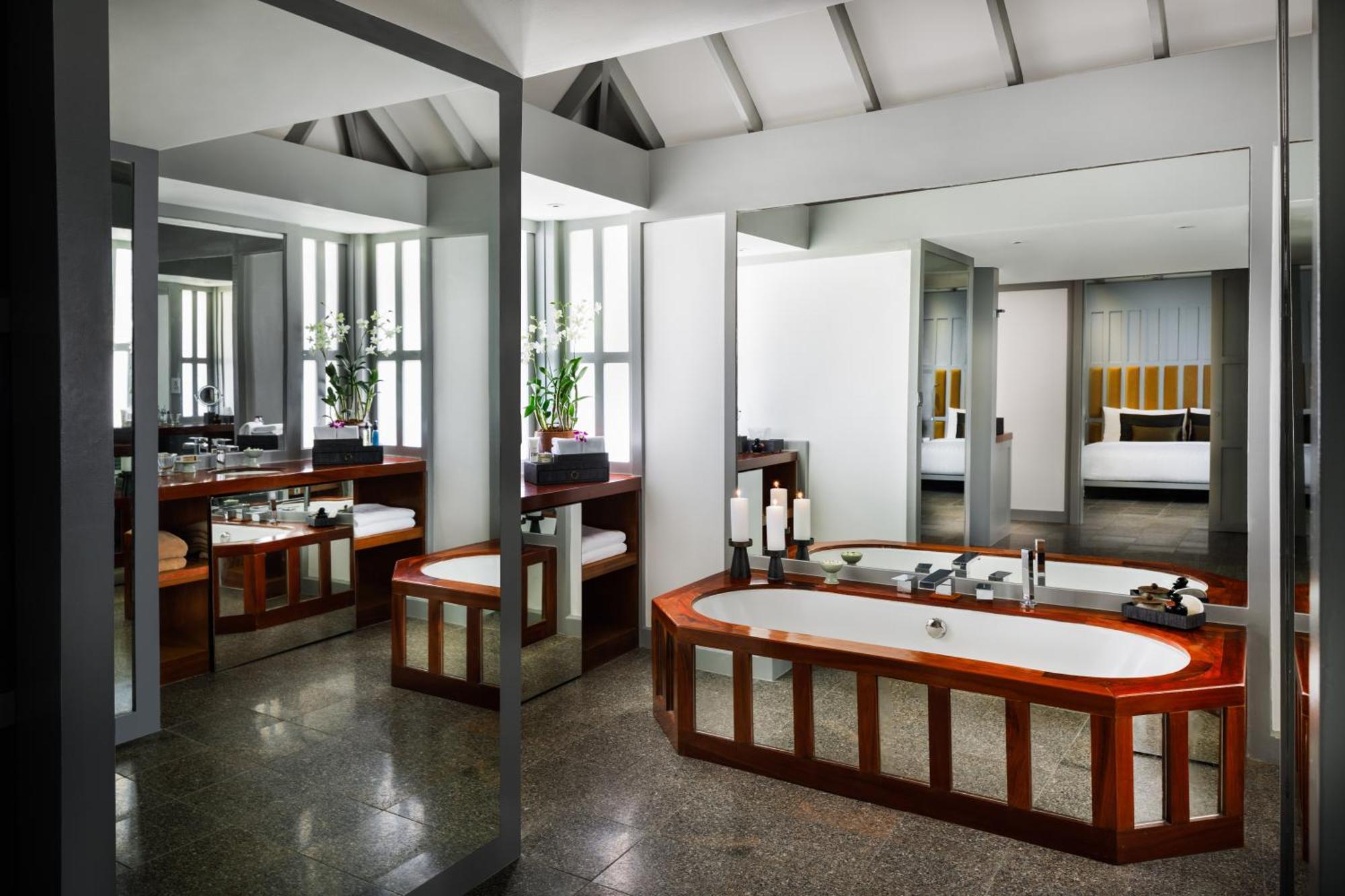 The Phuket 5* Surin Beach (Phuket)