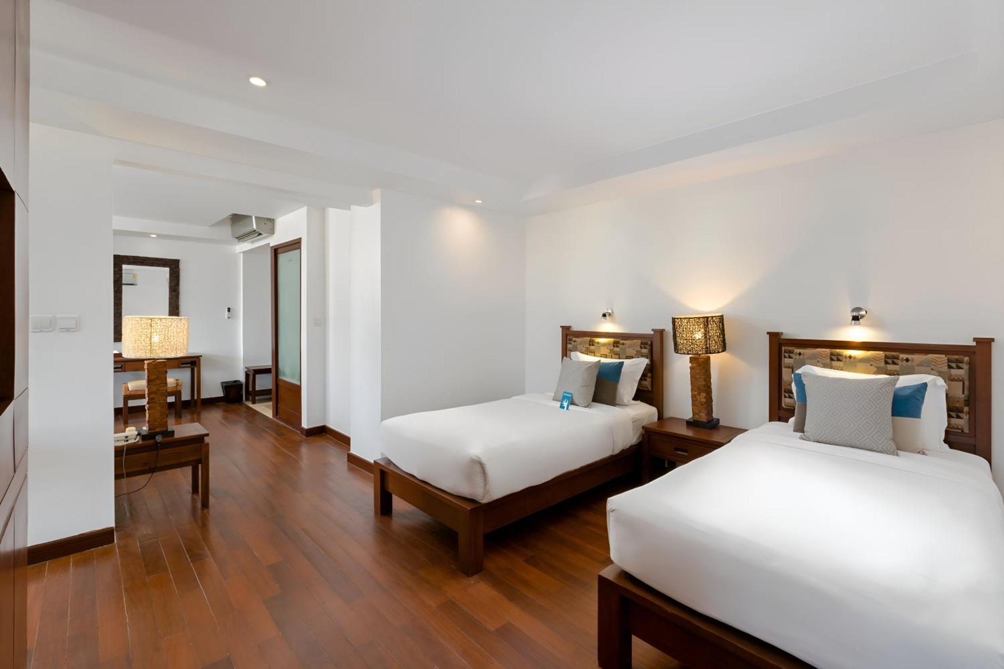 Hotel Baan Laimai & - Sha Extra