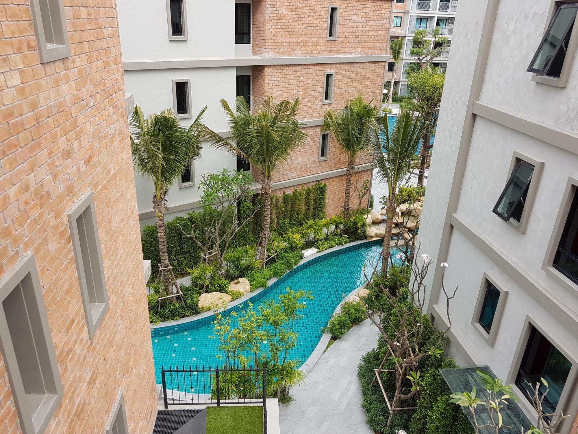 D4 Fisher's The Title Residencies Naiyang Phuket *