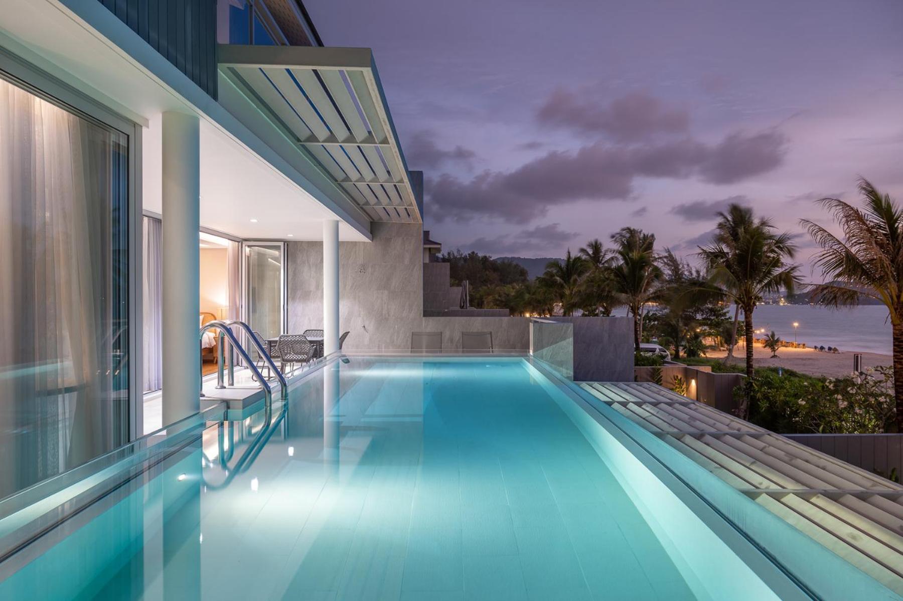 Beachfront Residences - Stunning Sea And View