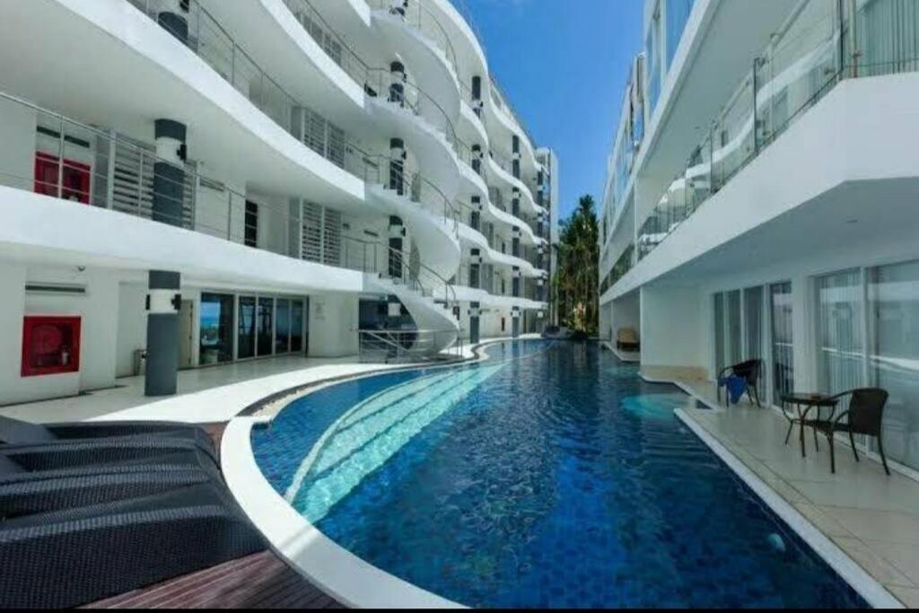 Sunset Plaza 2 Bedrooms Oceanview Apartment