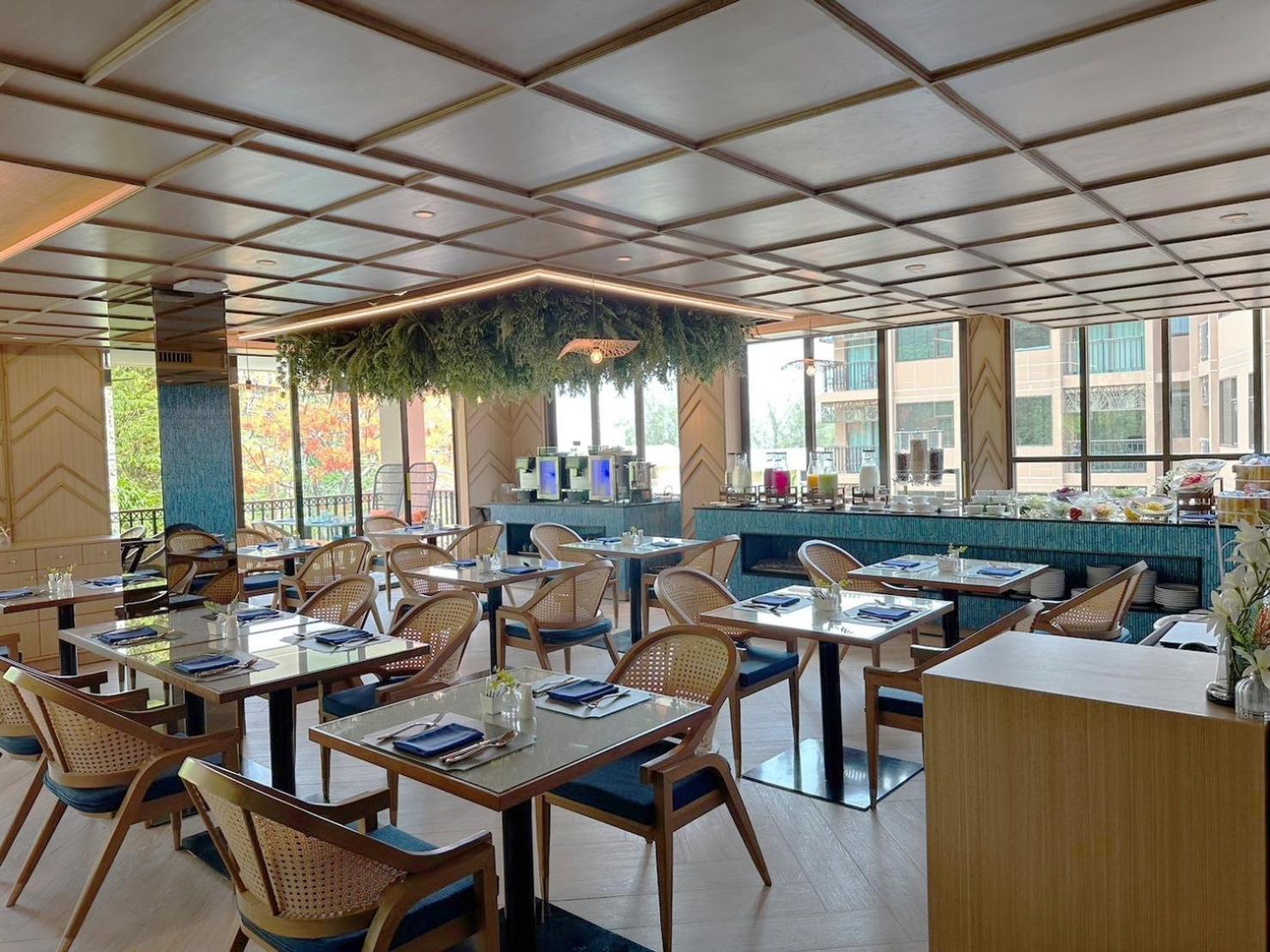 Hotel The Proud Phuket Trademark Collection By Wyndham Karon