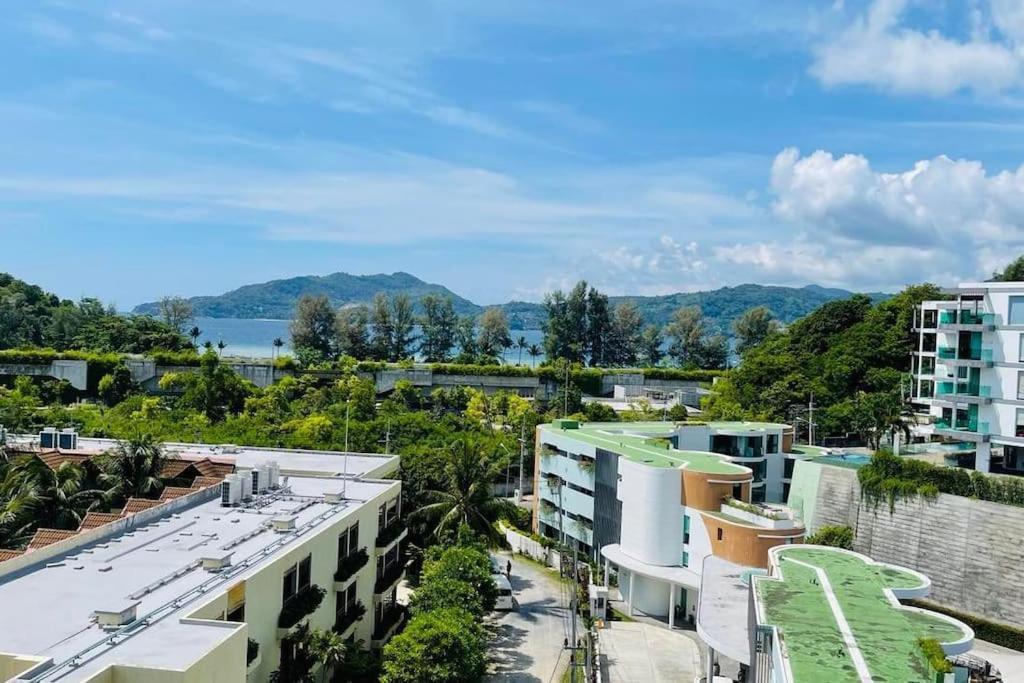 Sea View With Private Terrace & Pool Patong