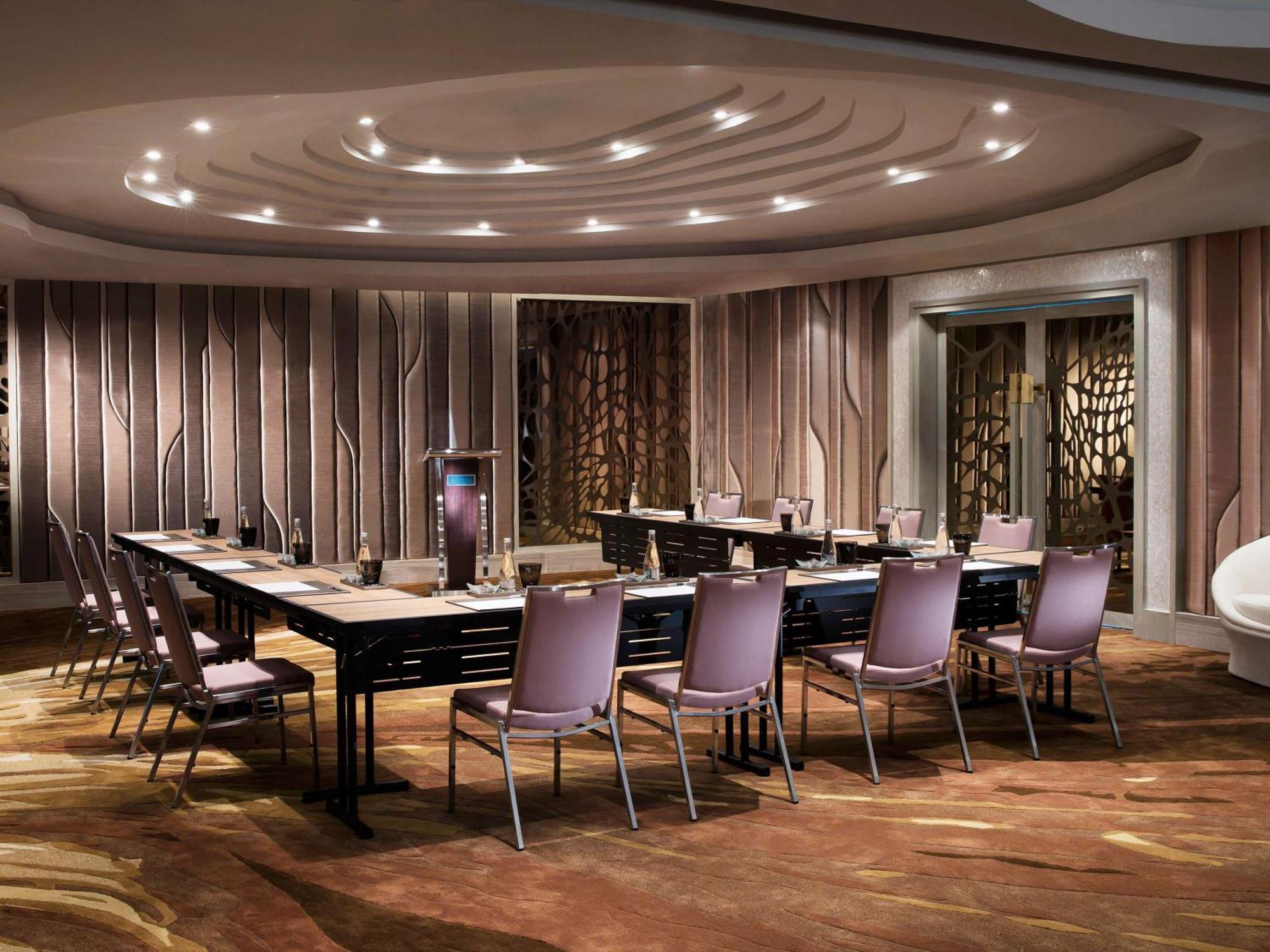 Hotel Pullman Phuket Arcadia 5*