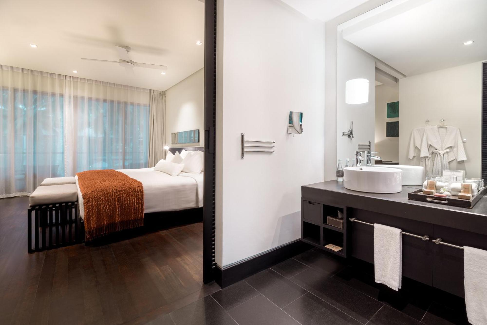 Twinpalms Phuket Resort 5*