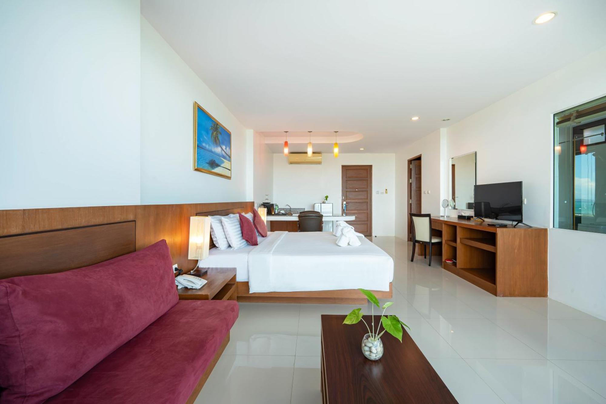 The View Rawada Phuket 4*