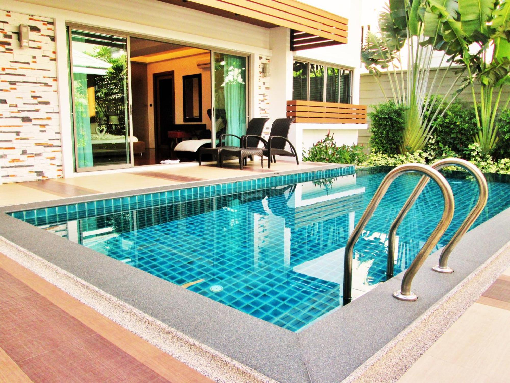 Aparthotel Chalong Miracle Lakeview 4*